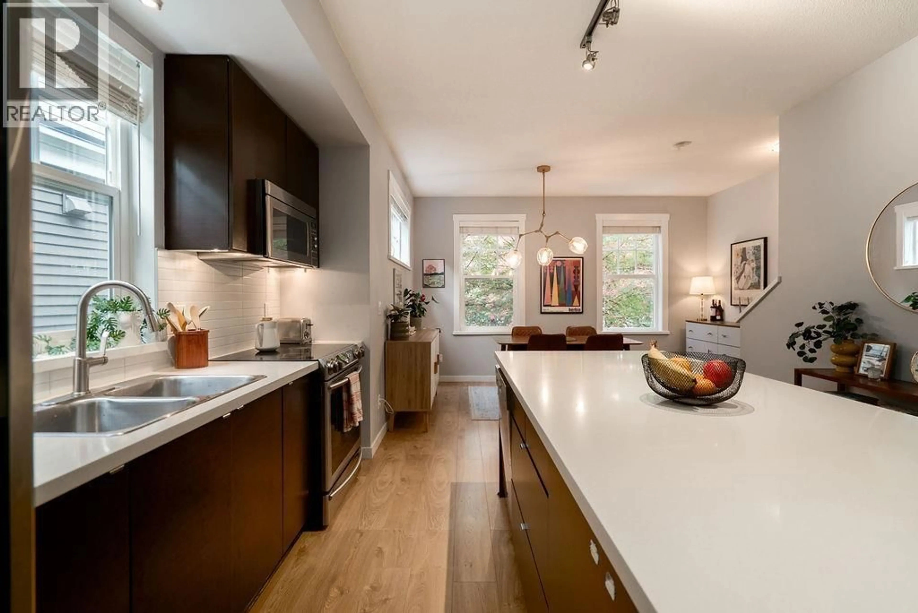 Open concept kitchen, unknown for 24 - 102 FRASER STREET, Port Moody British Columbia V3H0C7
