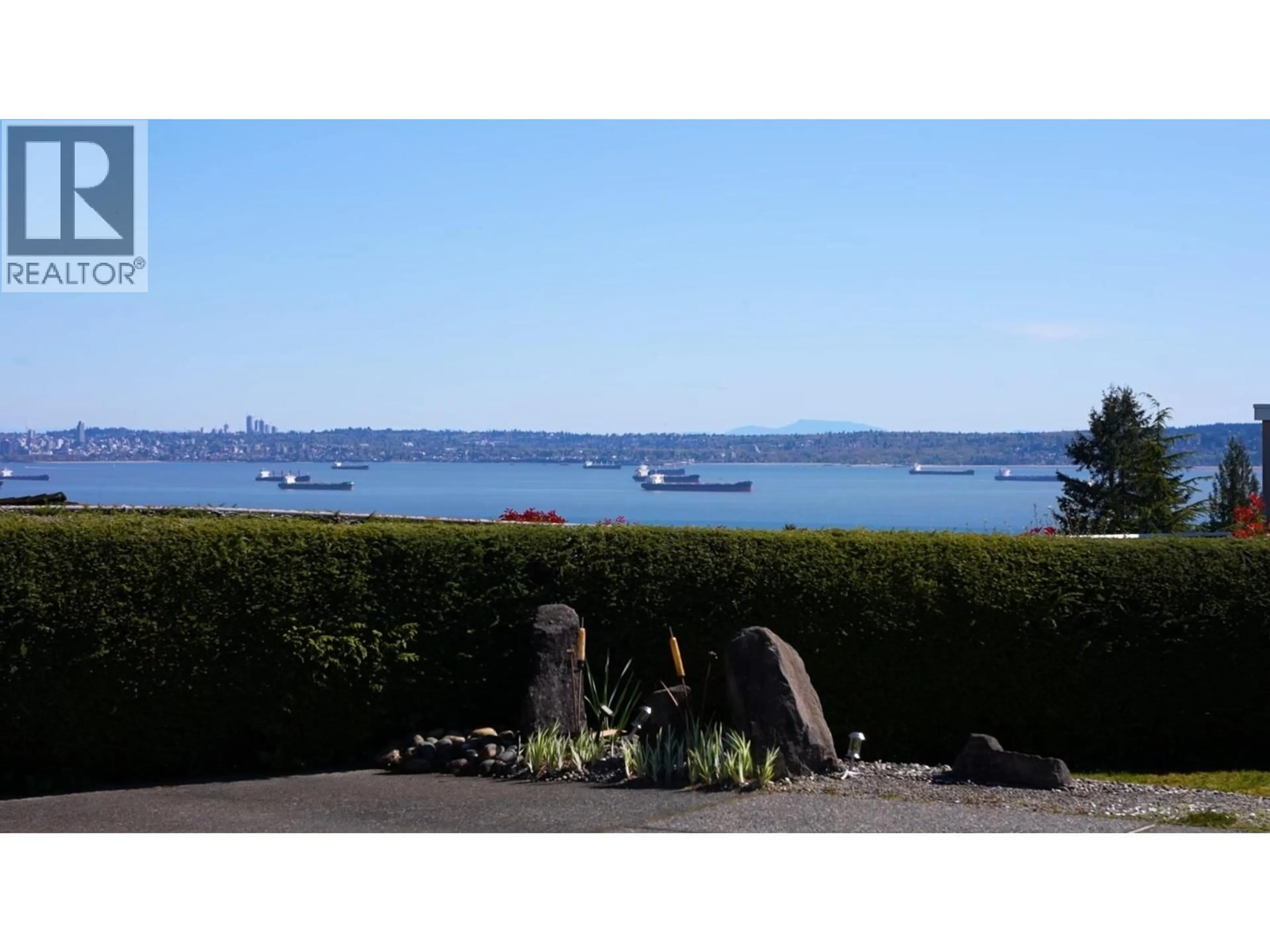 Patio, water/lake/river/ocean view for 4211 ROCKRIDGE CRESCENT, West Vancouver British Columbia V7W1A9