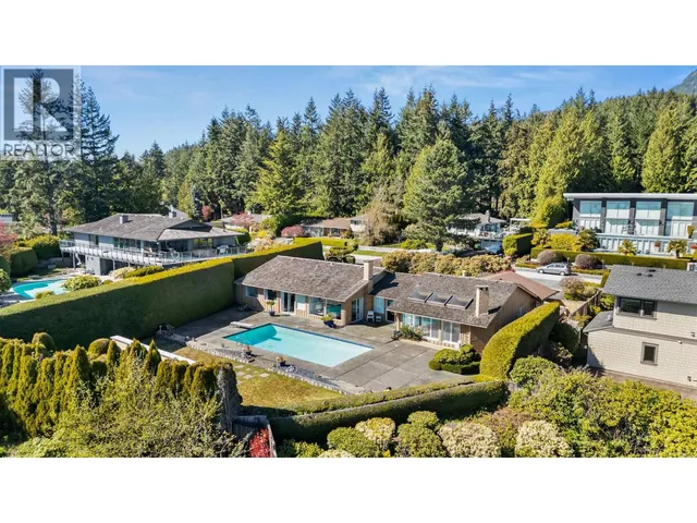 4211 ROCKRIDGE CRESCENT, West Vancouver 5