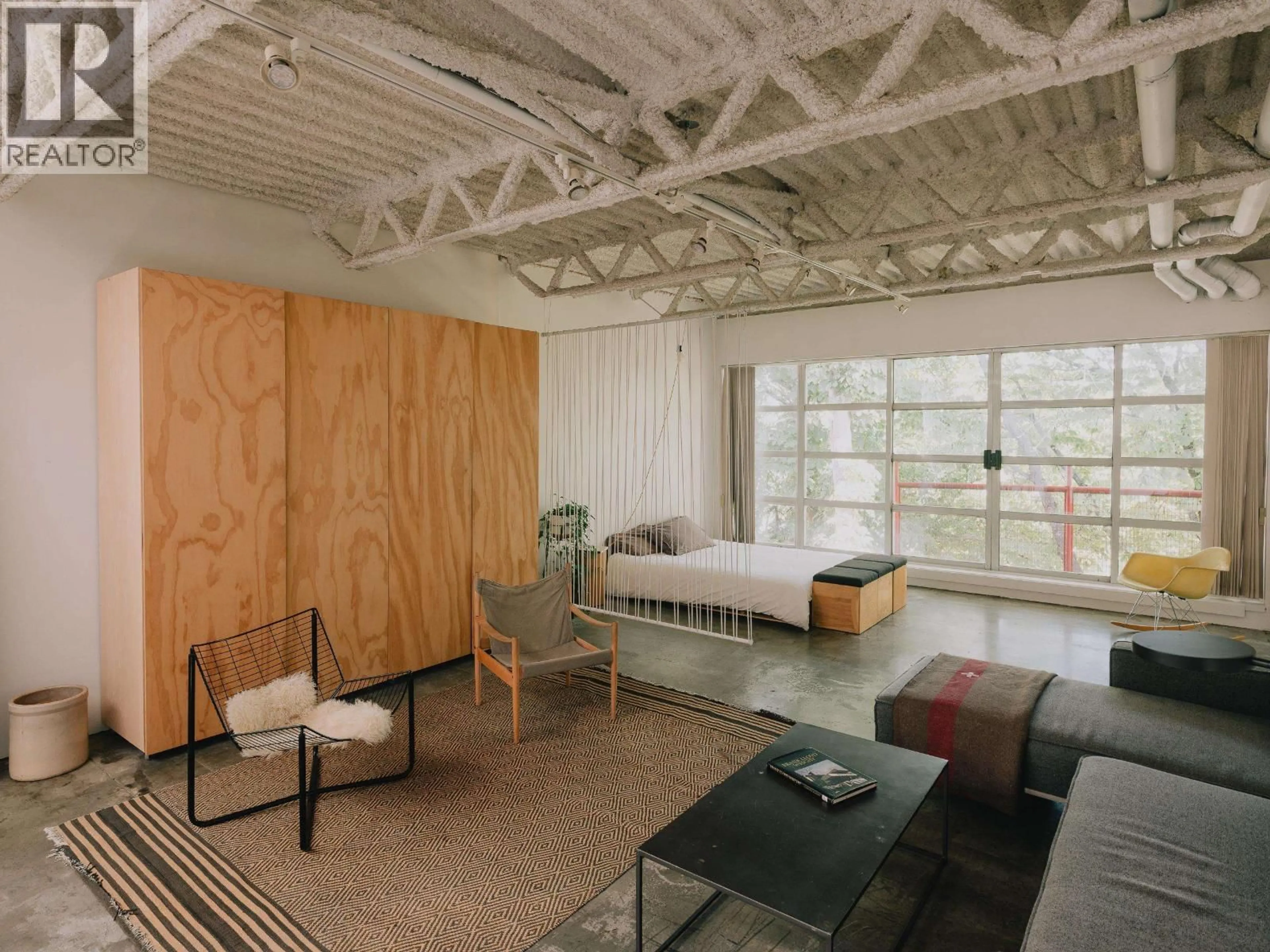 Living room with furniture, cement floor for 422 - 350 2ND AVENUE, Vancouver British Columbia V5T4R8
