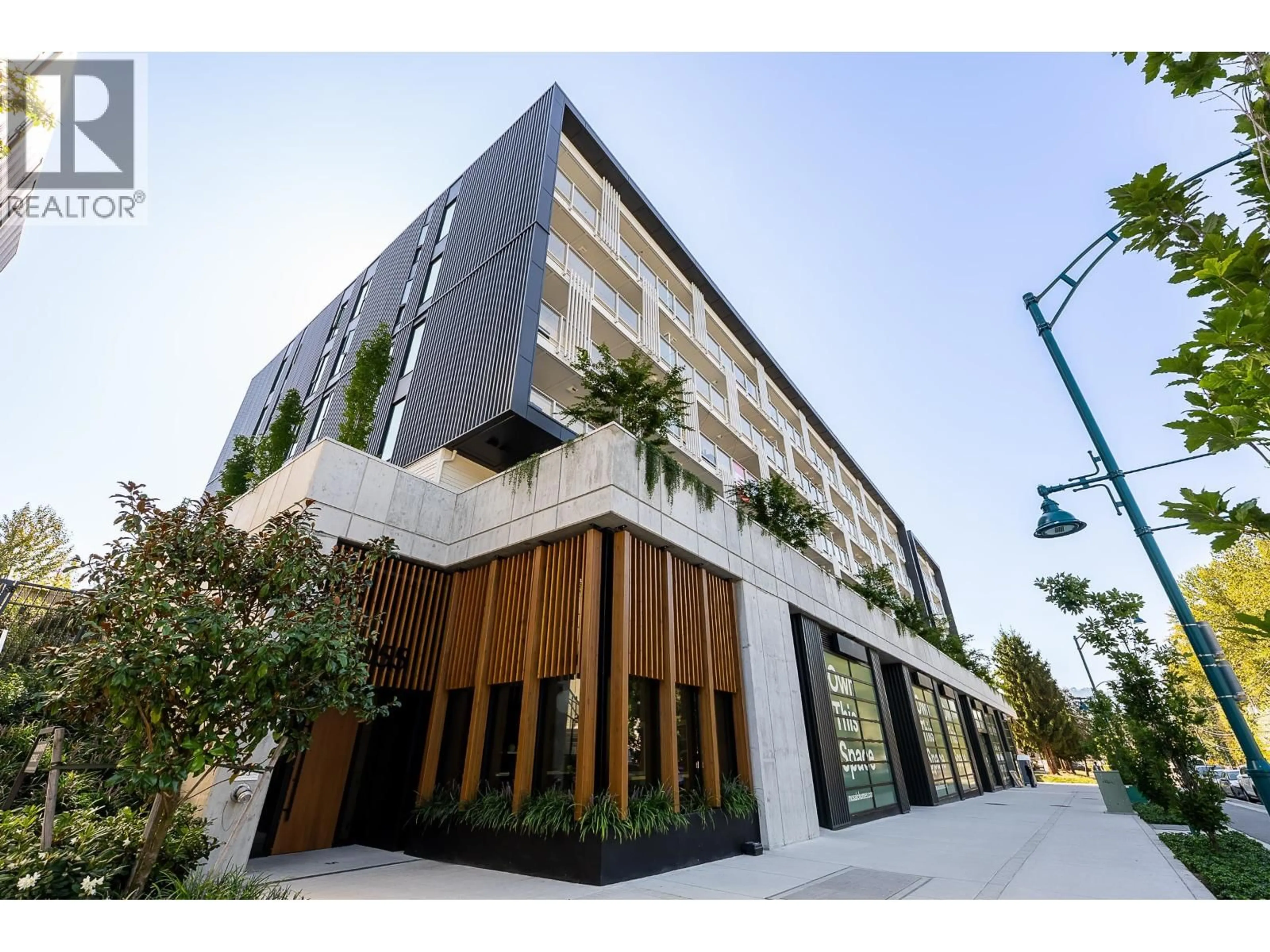 Indoor foyer for 603 - 3055 MURRAY STREET, Port Moody British Columbia V3H0P4
