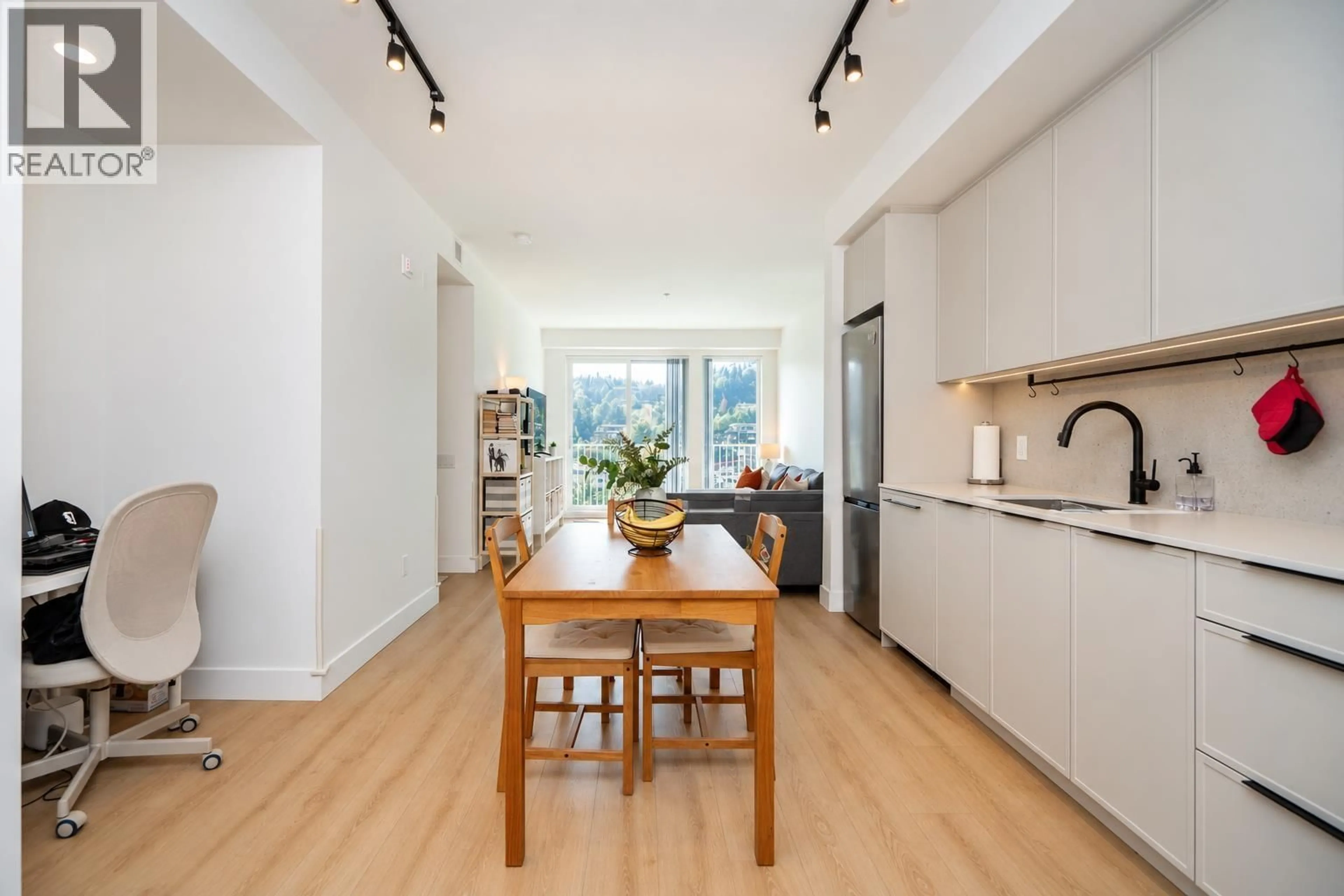 Open concept kitchen, unknown for 603 - 3055 MURRAY STREET, Port Moody British Columbia V3H0P4