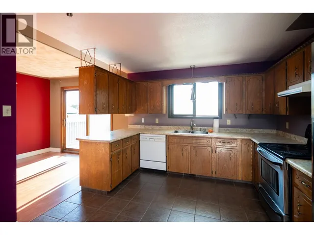4635 SENKPIEL AVENUE, Prince George 5