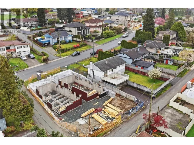 4465 PRICE CRESCENT, Burnaby 5