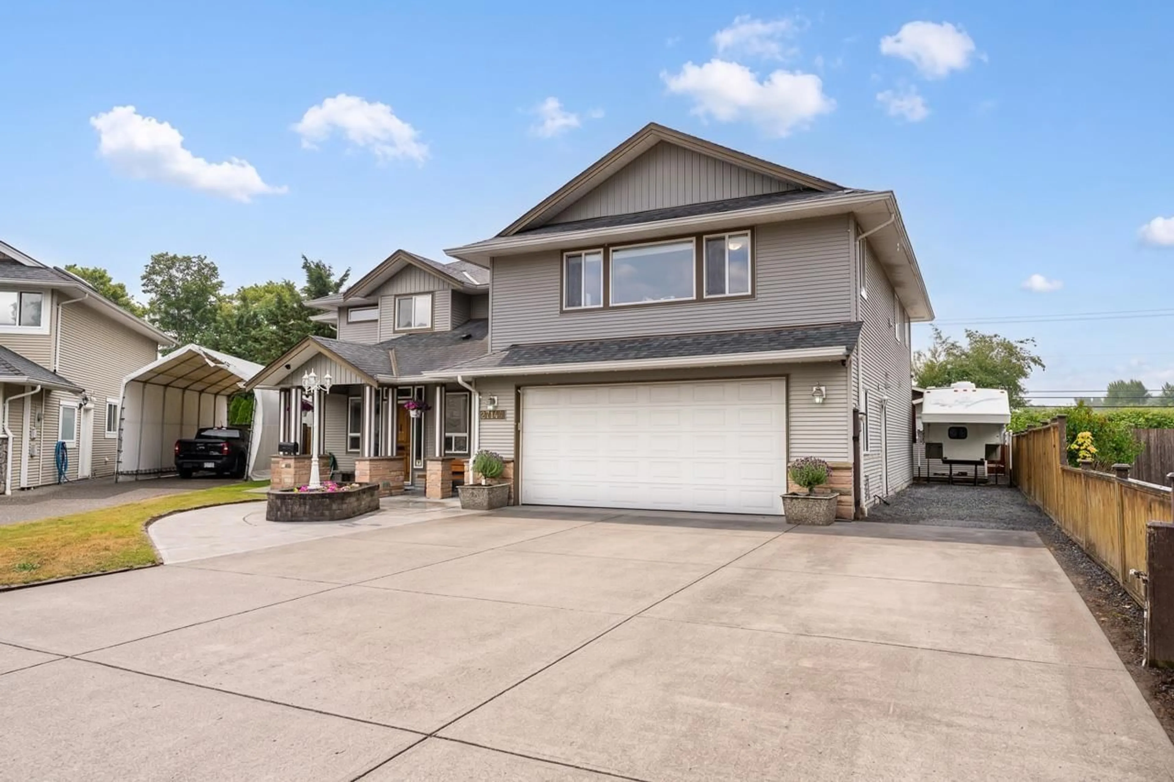 Home with vinyl exterior material, street for 27144 25A AVENUE, Langley British Columbia V4W3N4