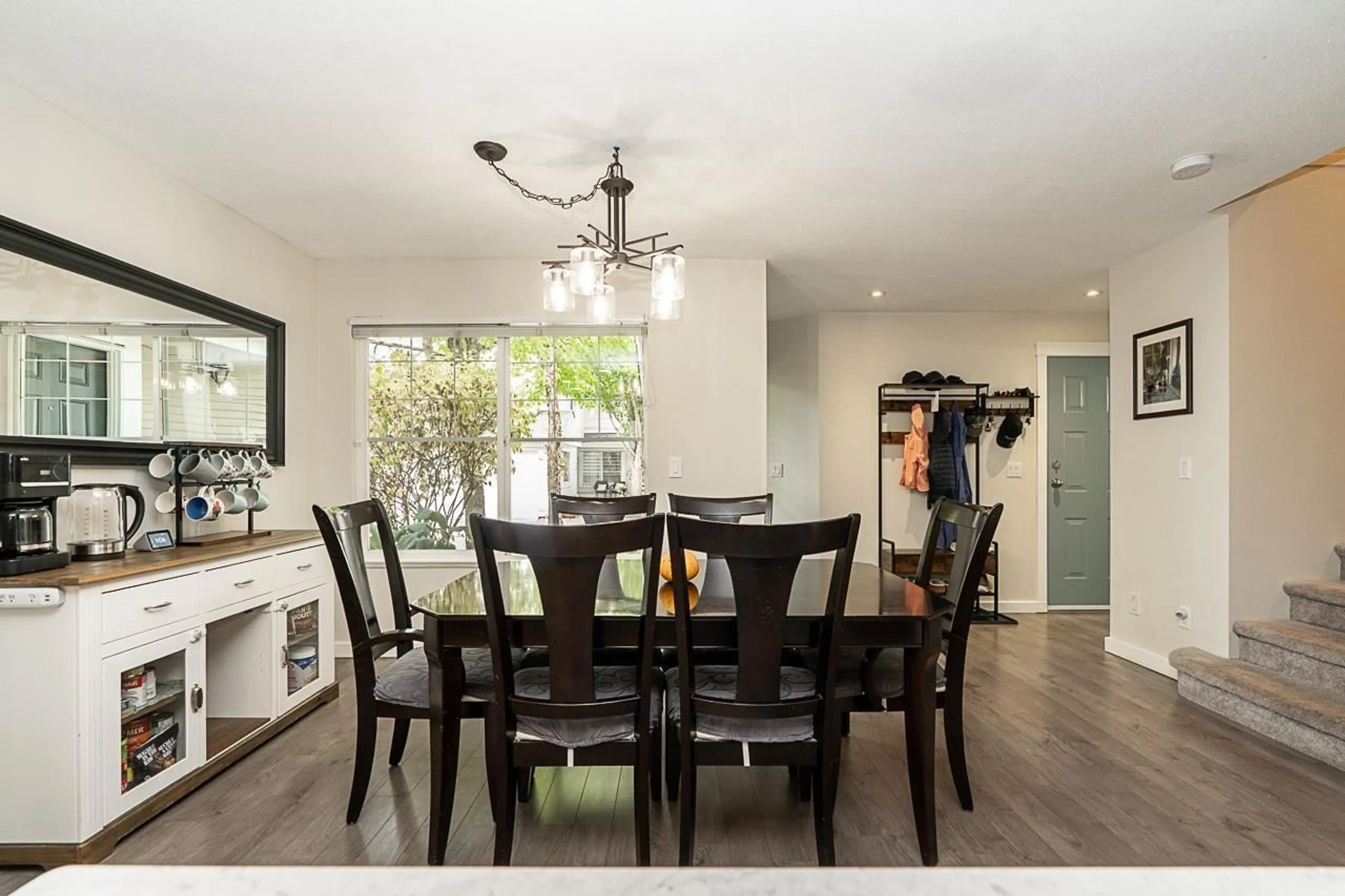 Dining room, wood/laminate floor for 65 - 17097 64 AVENUE, Surrey British Columbia V3S1Y5