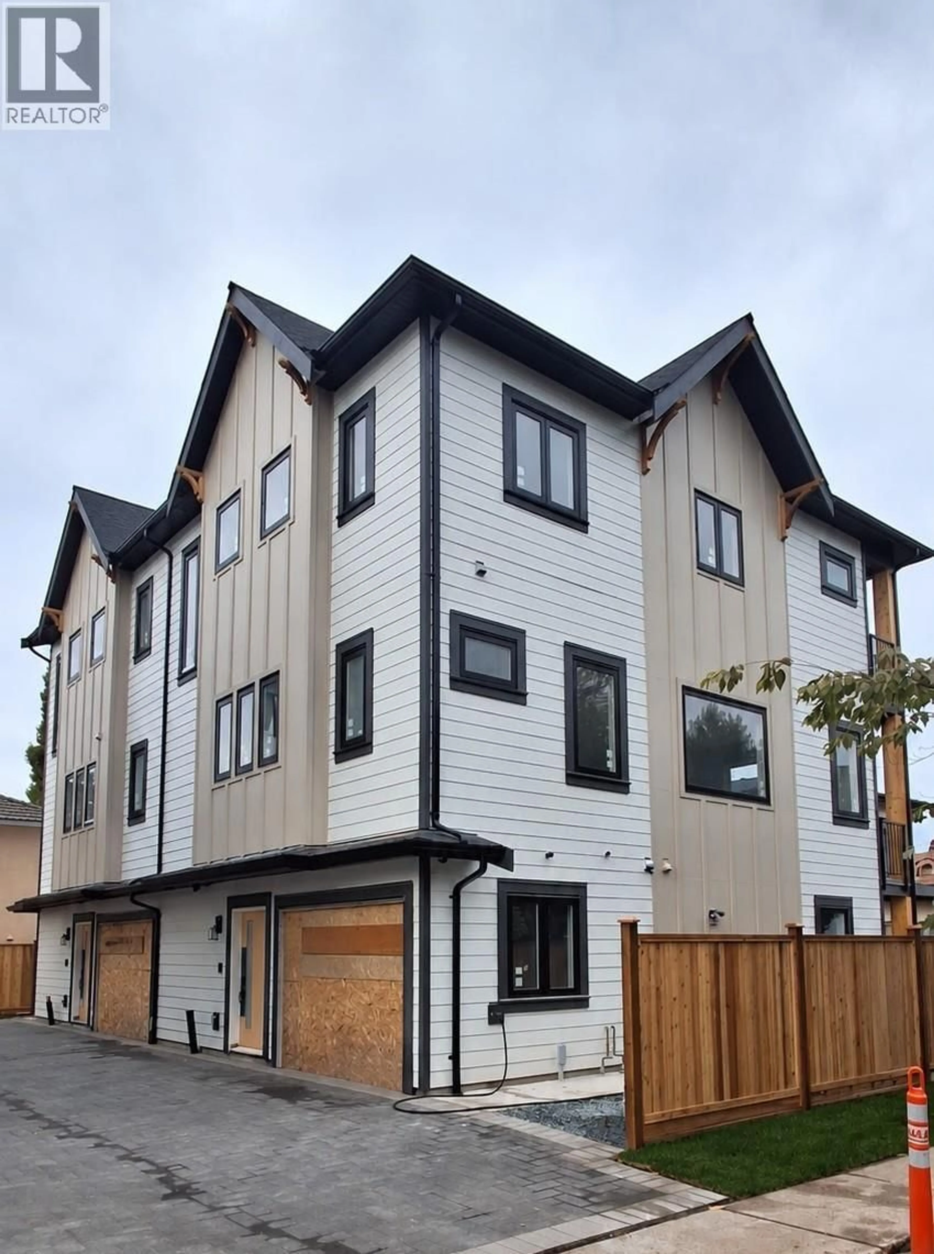 Home with vinyl exterior material, street for 1 - 7087 MARY AVENUE, Burnaby British Columbia V5E3K1