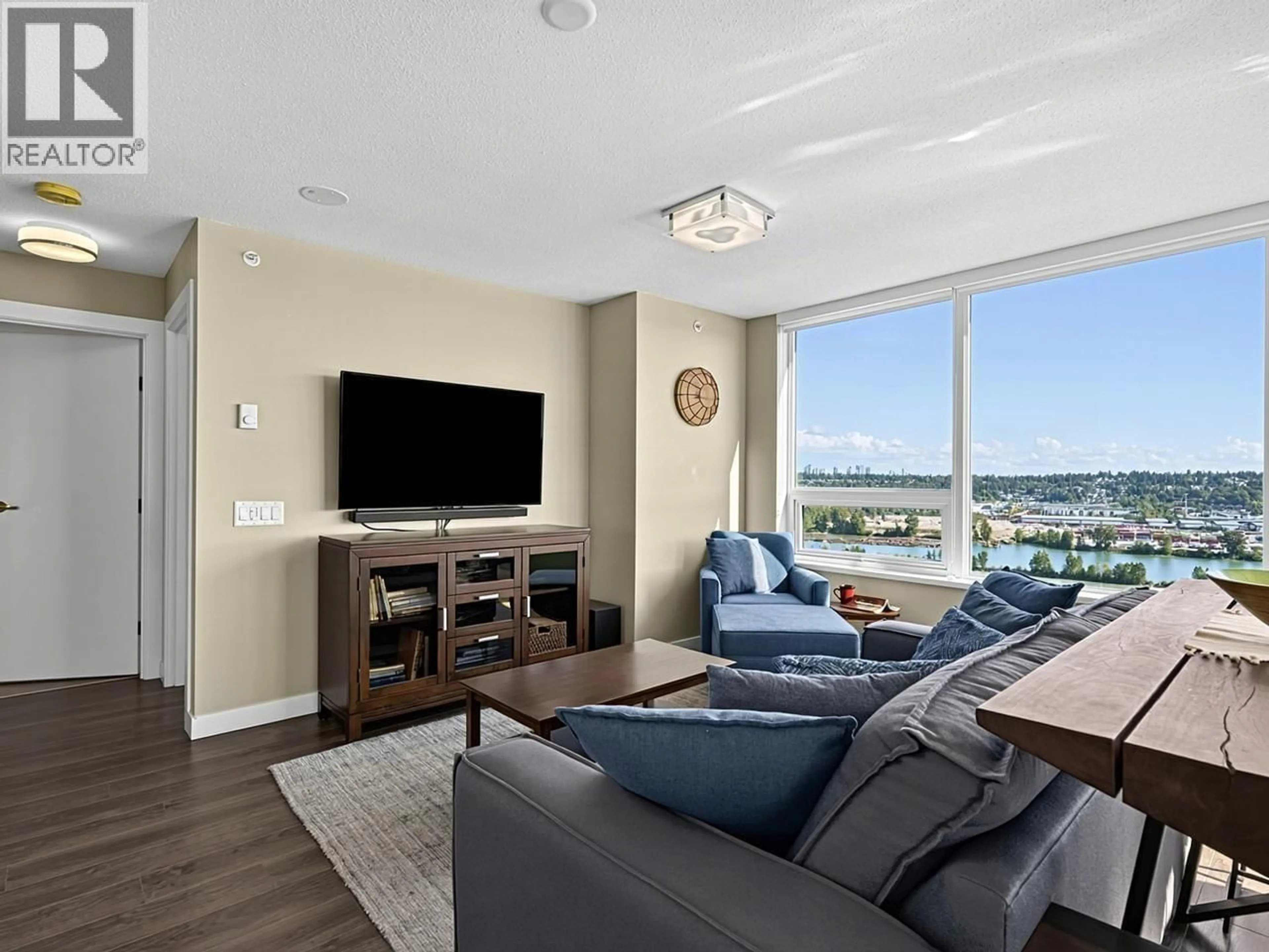 Living room with furniture, unknown for 2205 - 908 QUAYSIDE DRIVE, New Westminster British Columbia V3M0L4