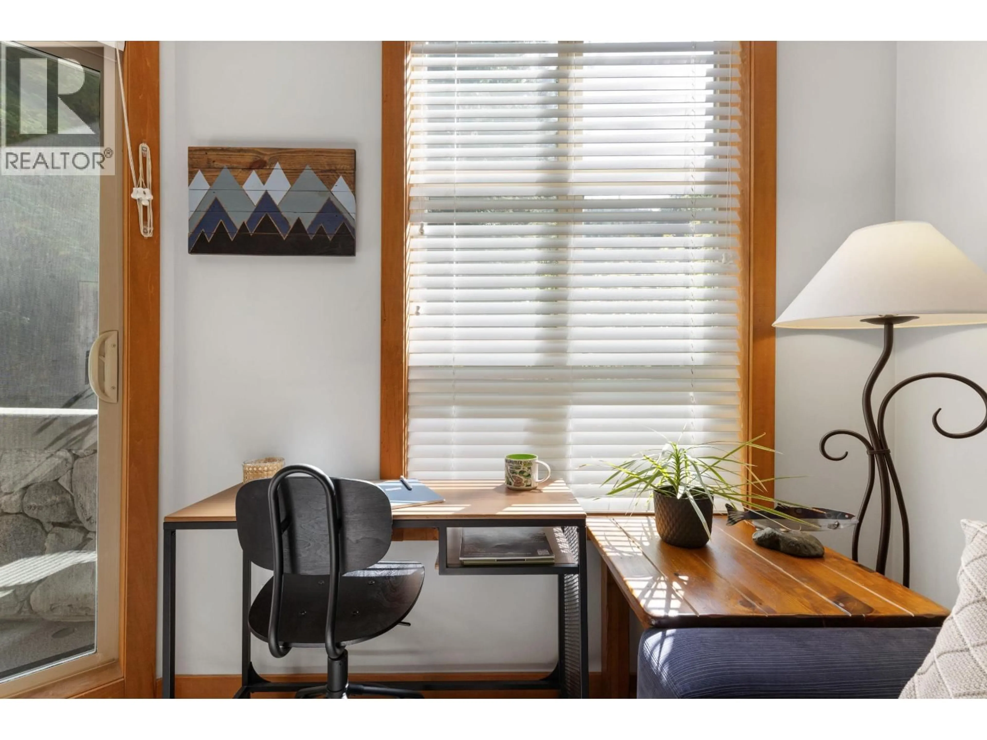 A pic of a room for 222 - 4660 BLACKCOMB WAY, Whistler British Columbia V0N1B4