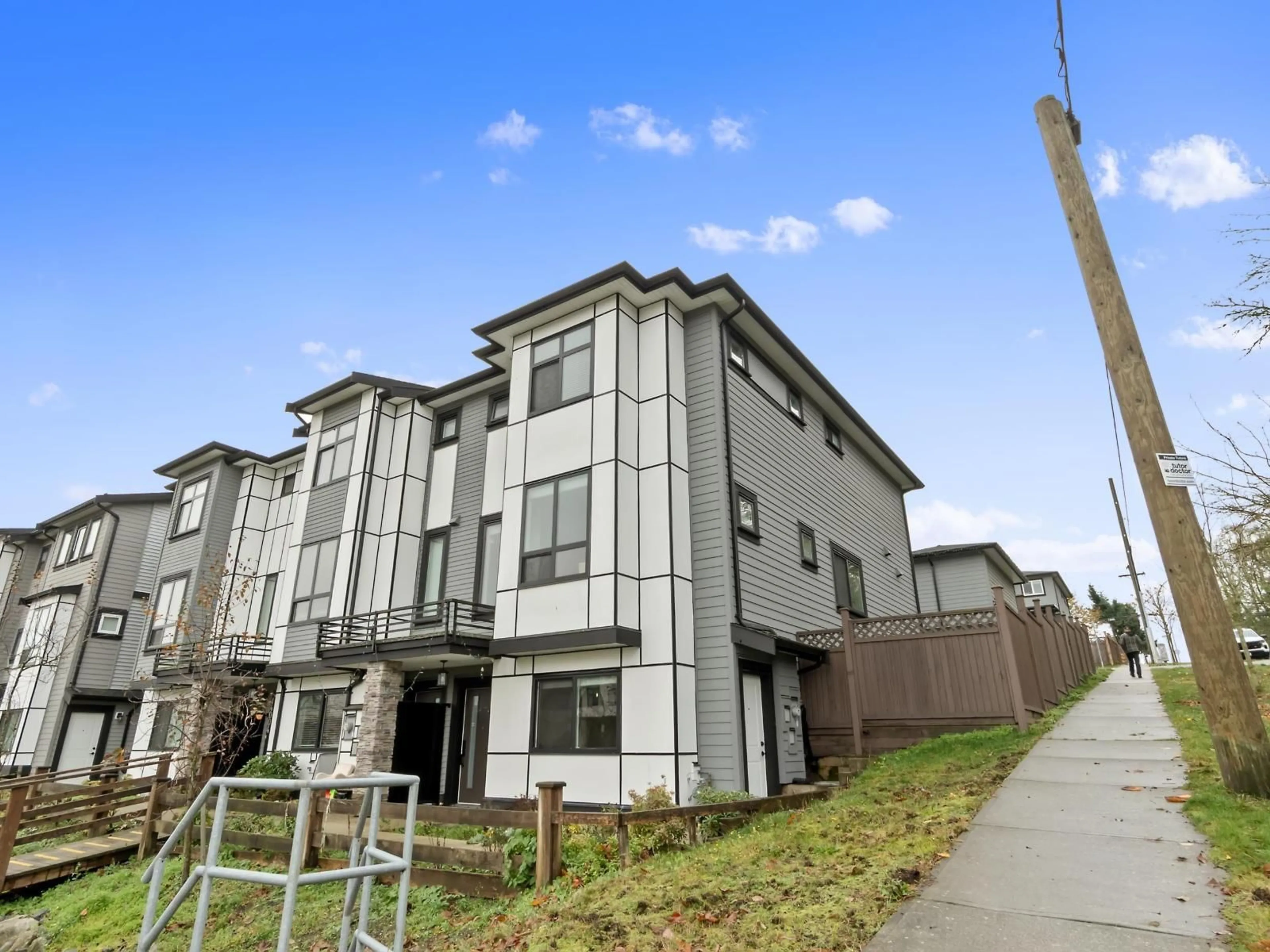Unknown for 14002 60A AVENUE, Surrey British Columbia V3X0J9