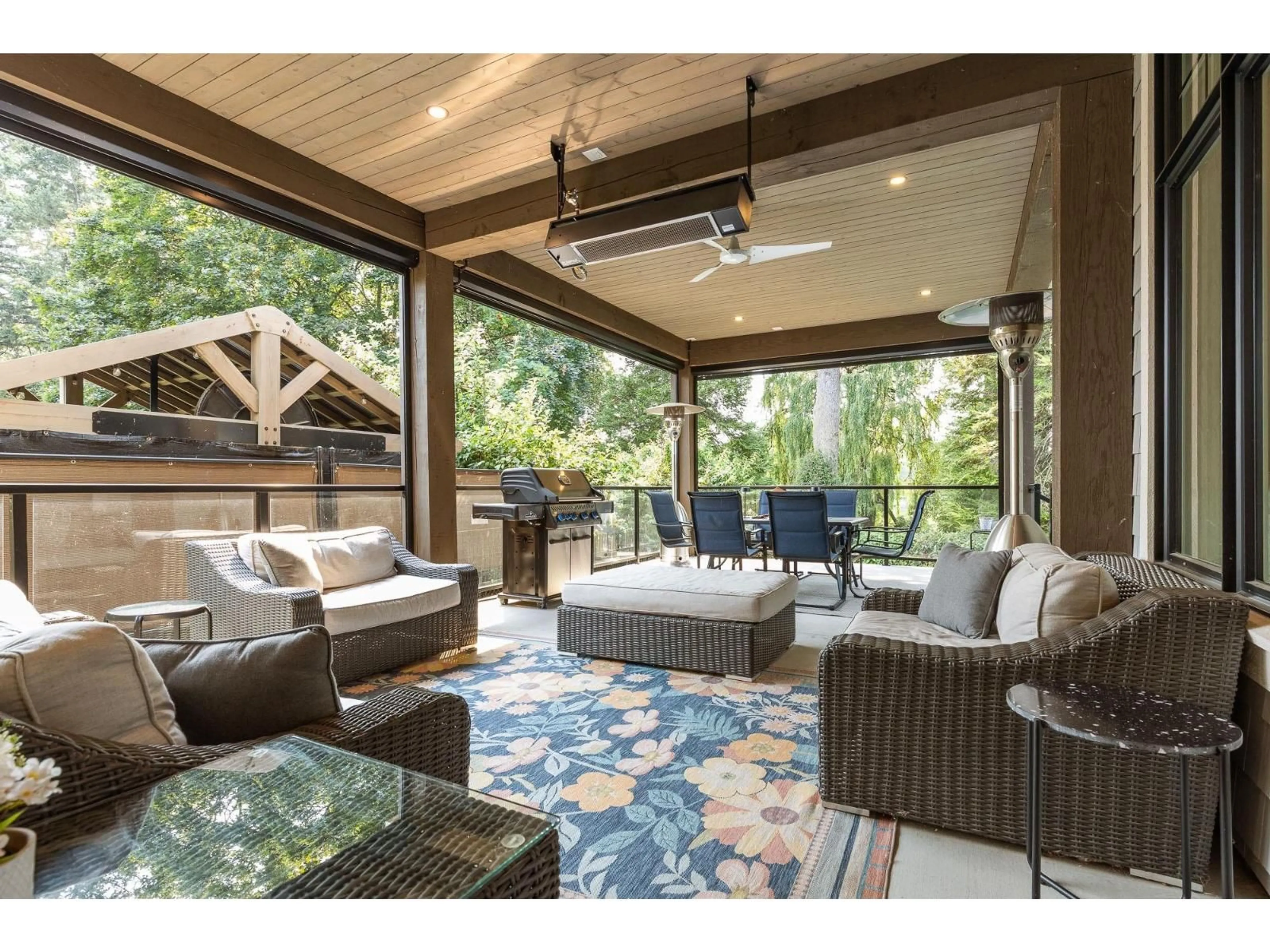 Patio, water/lake/river/ocean view for 6957 CENTENNIAL DRIVE, Chilliwack British Columbia V2R1J7