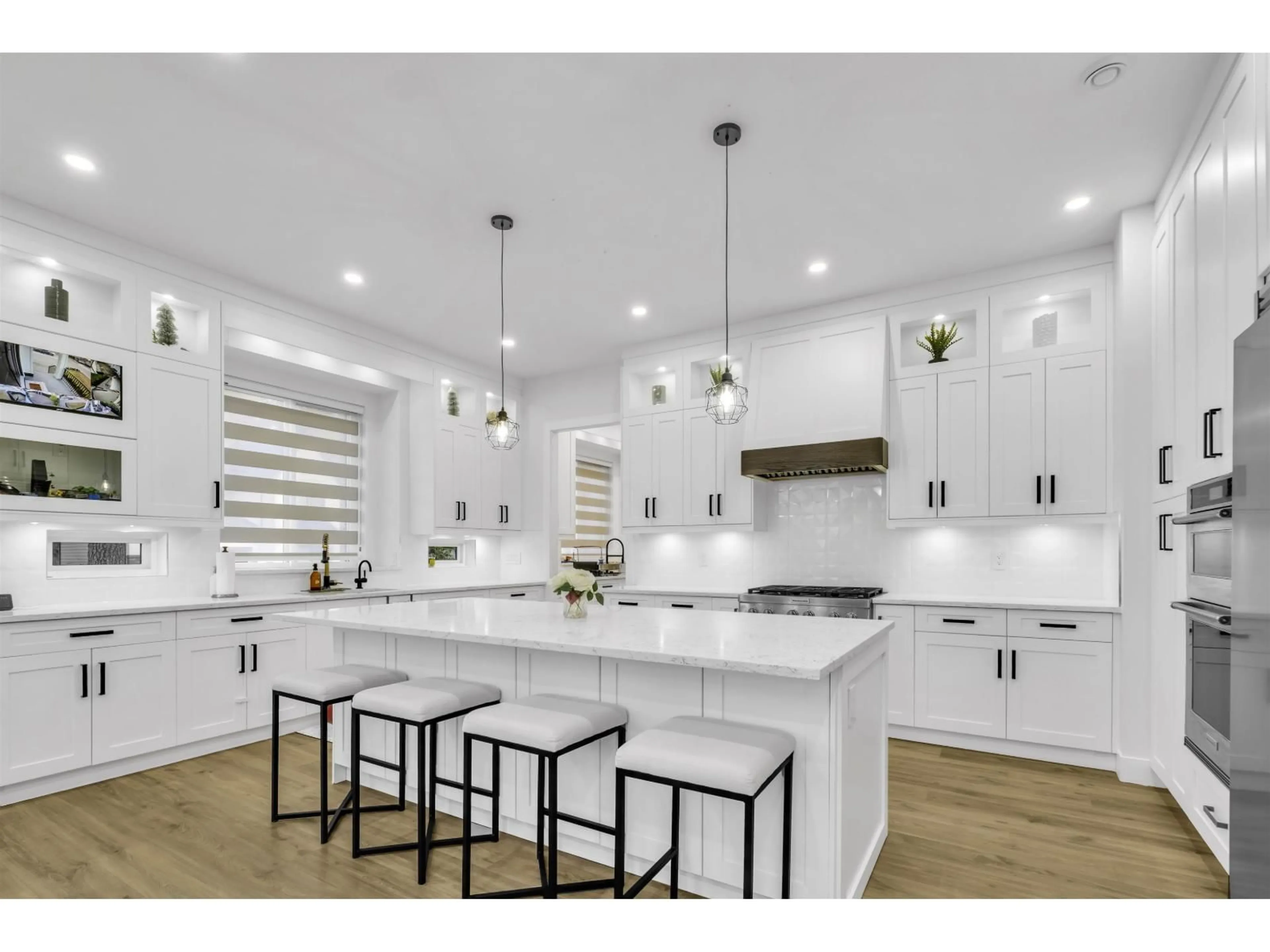 Open concept kitchen, unknown for 17284 61A AVENUE, Surrey British Columbia V3S4V7