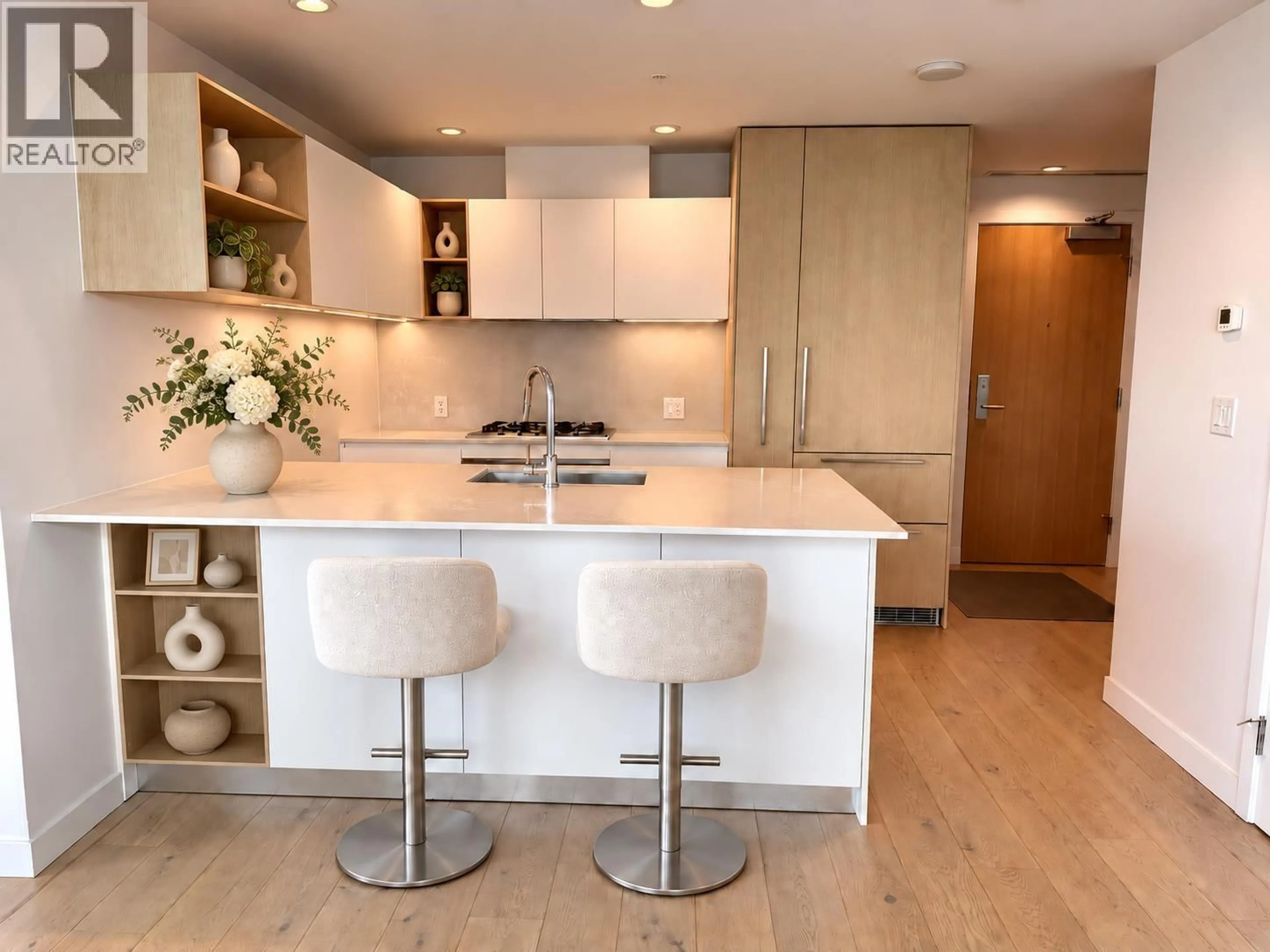Contemporary kitchen, wood/laminate floor for 3304 - 6000 MCKAY AVENUE, Burnaby British Columbia V5H0K2