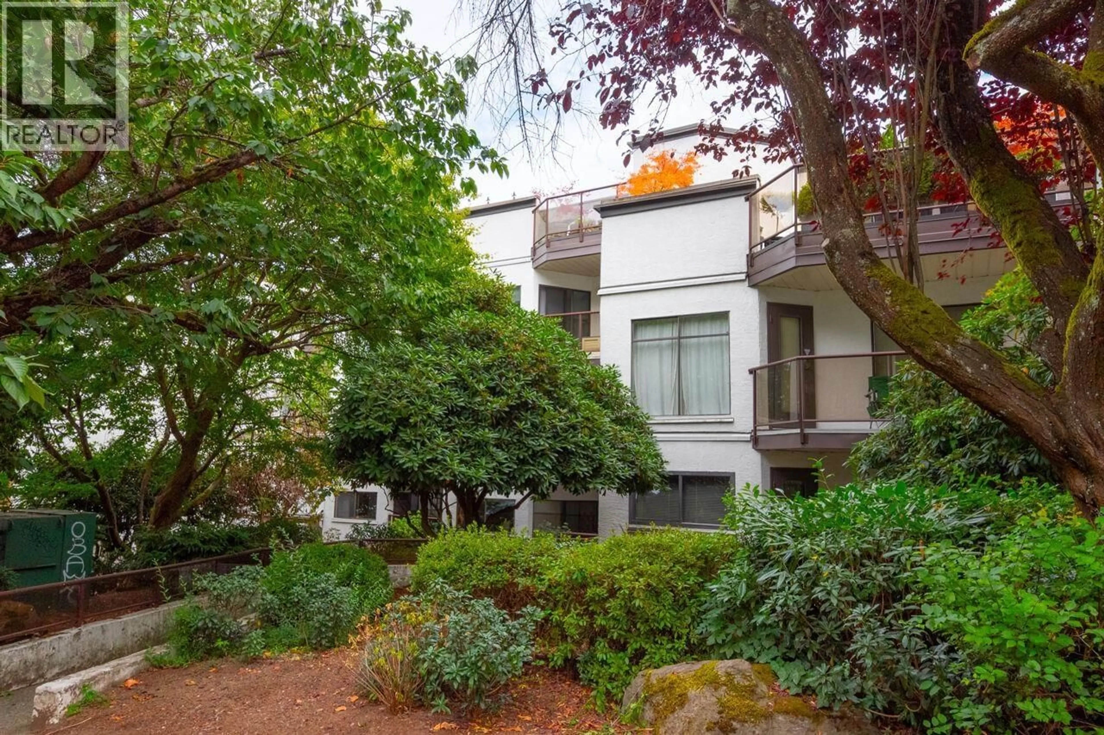 Patio, street for 105 - 2222 PRINCE EDWARD STREET, Vancouver British Columbia V5T4M6