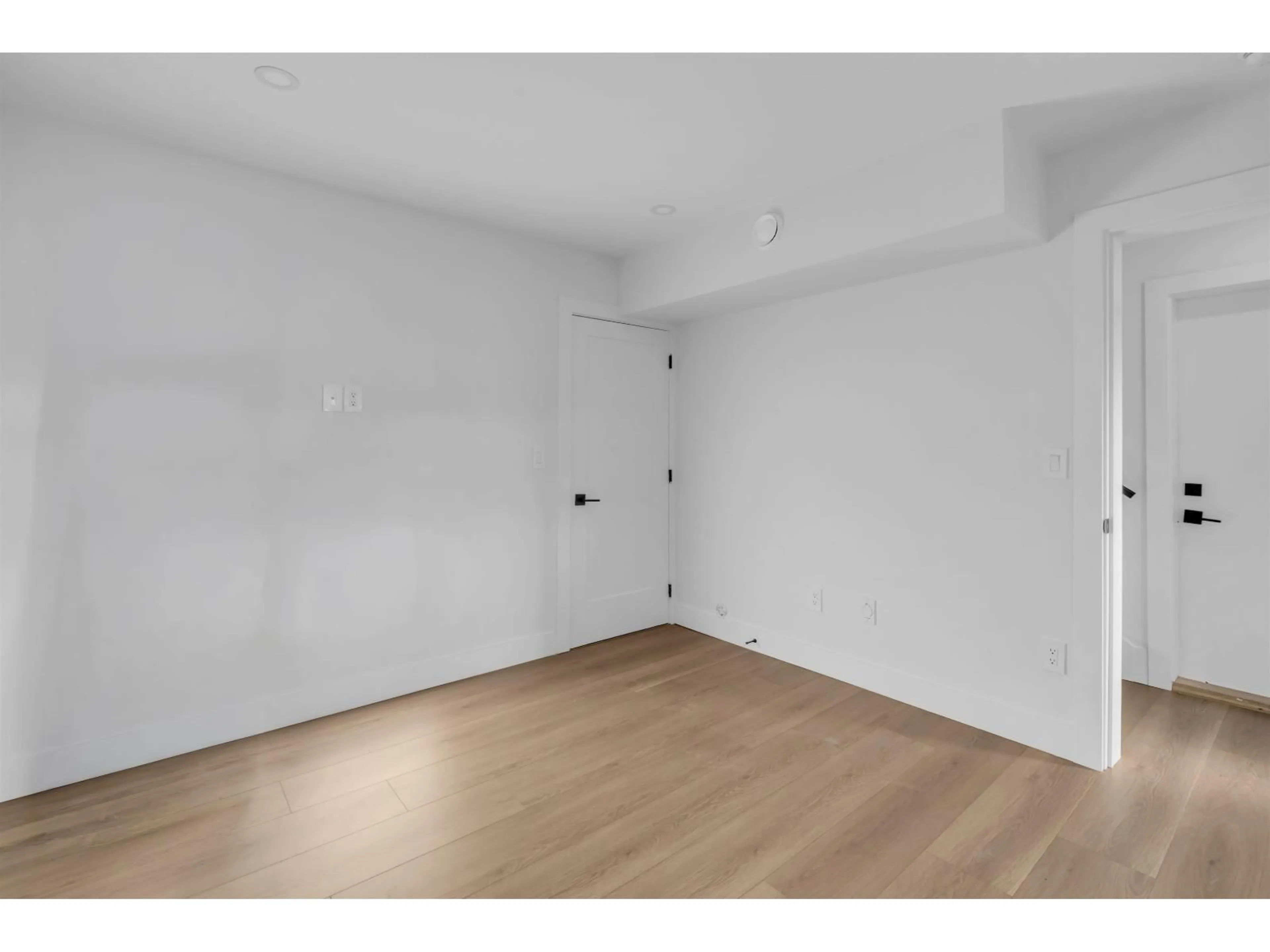 A pic of a room for 101 - 11410 139 STREET, Surrey British Columbia V3R2M1
