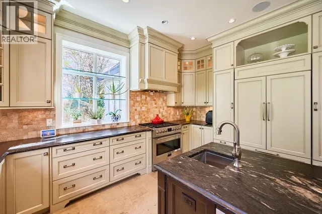 1373 GLENBROOK STREET, Coquitlam 5