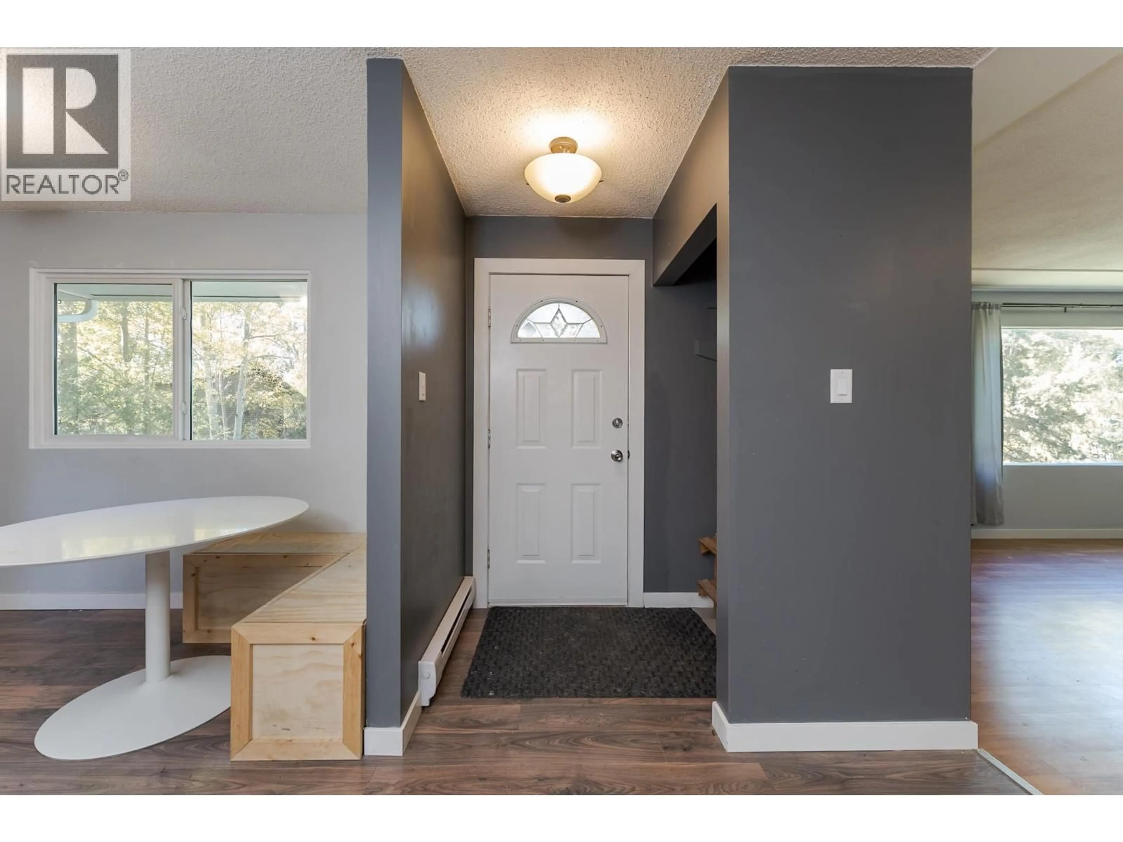 Indoor entryway for 8292 CANTLE DRIVE, Prince George British Columbia V2N6N3