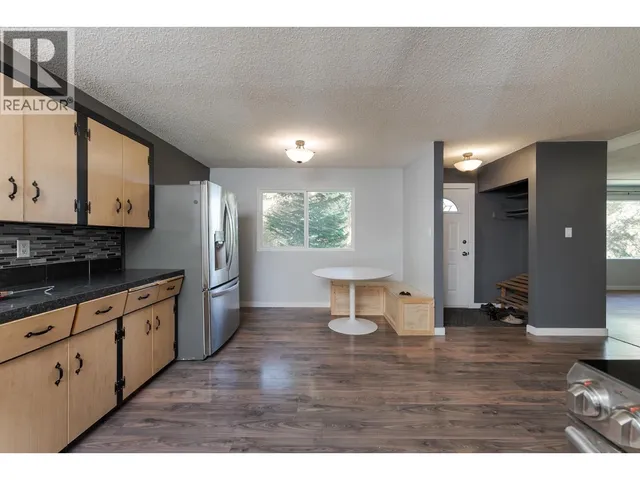 8292 CANTLE DRIVE, Prince George 5