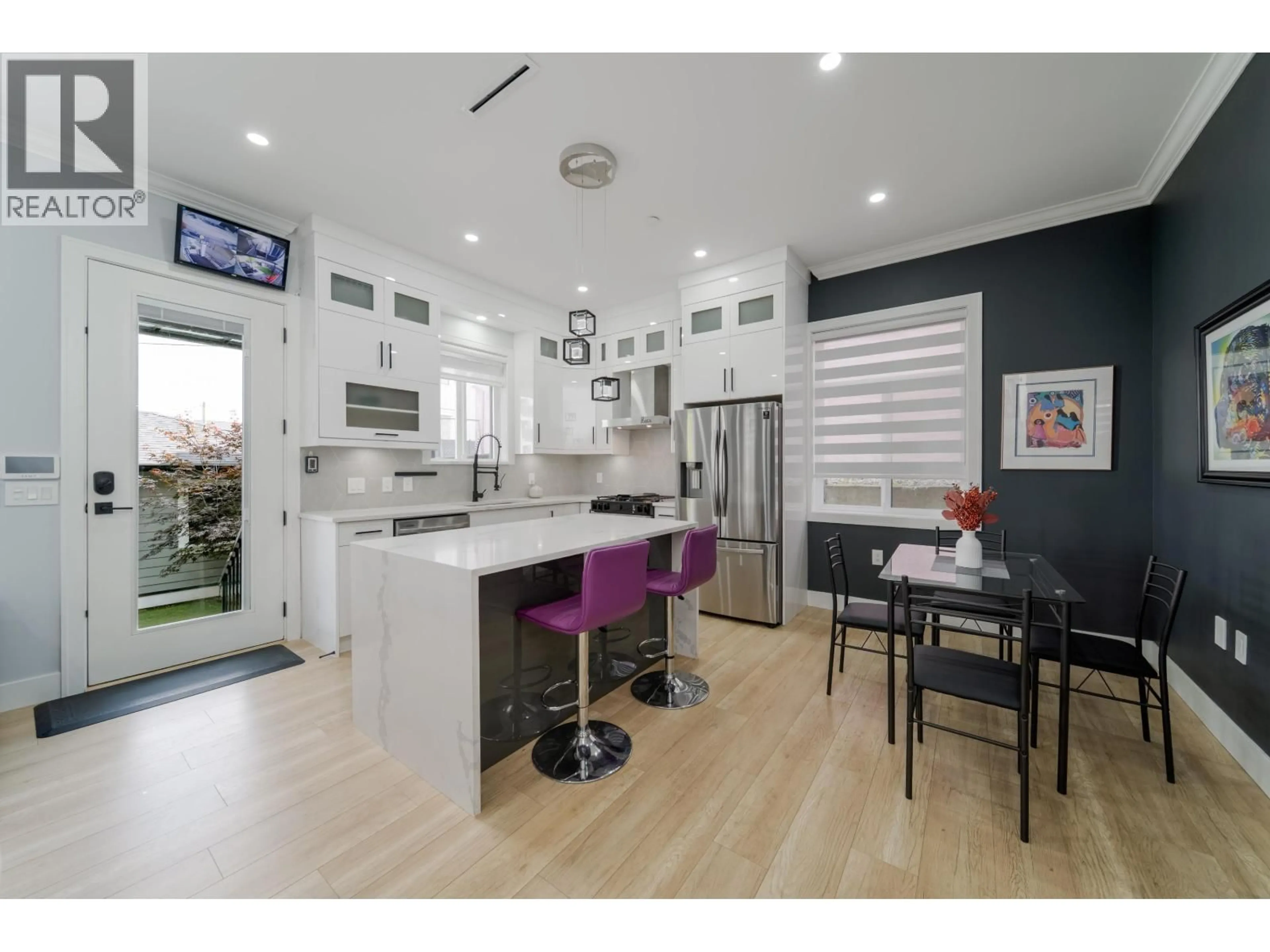 Open concept kitchen, unknown for 960 RENFREW STREET, Vancouver British Columbia V5K4B8