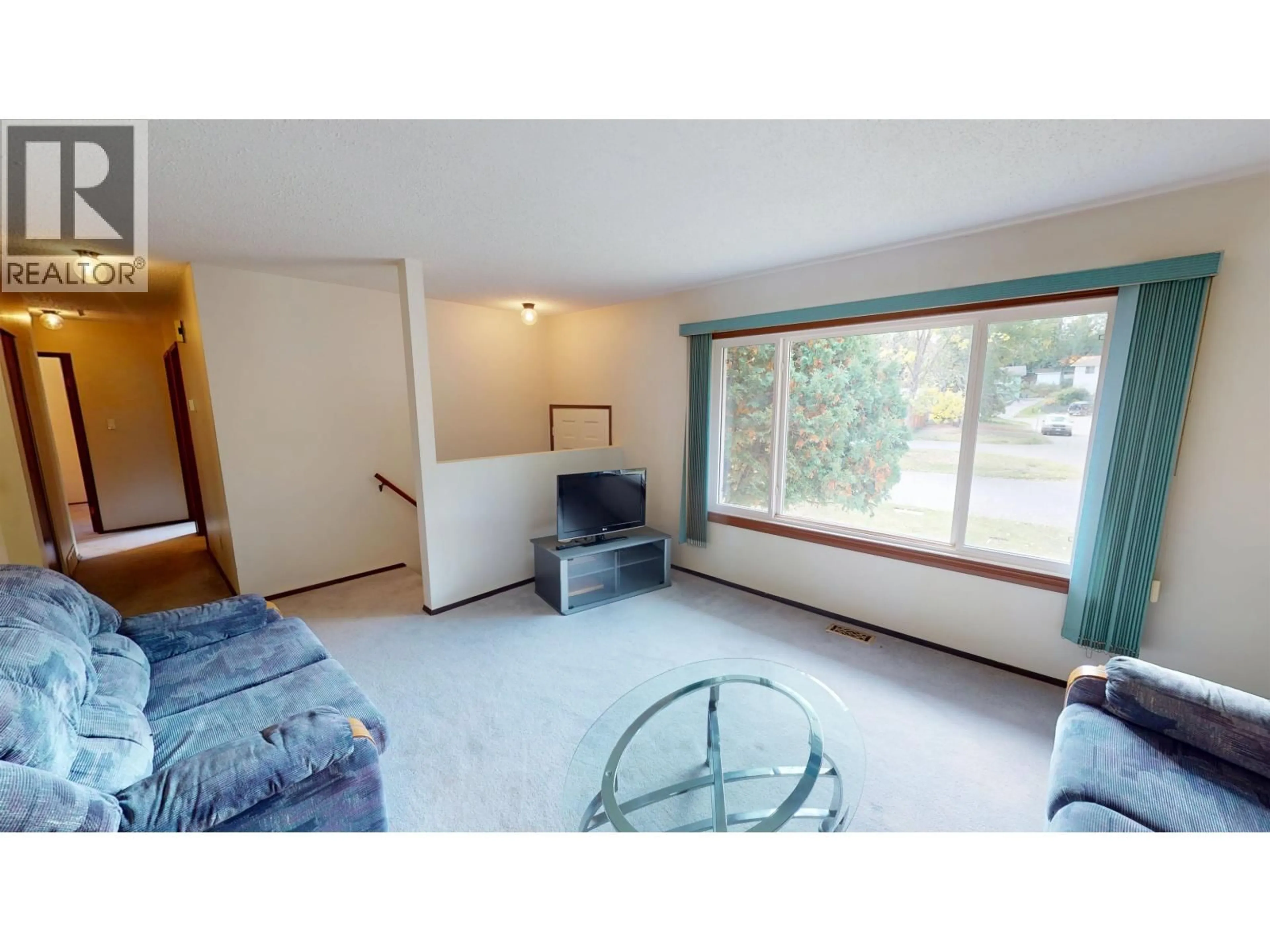 Living room with furniture, unknown for 1395 PALEY PLACE, Quesnel British Columbia V2J1R2