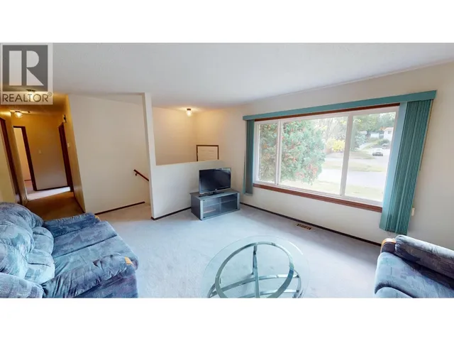1395 PALEY PLACE, Quesnel 4