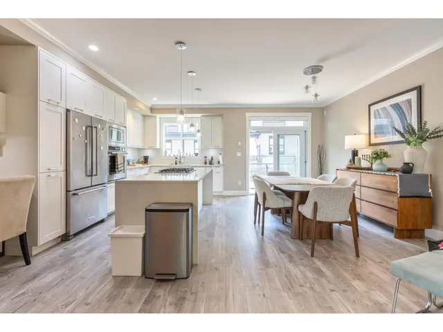 208 - 16488 64 AVENUE, Surrey 5