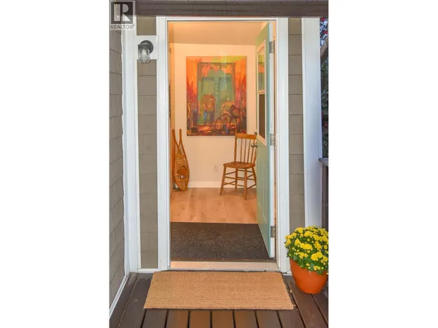 4434 GREIG AVENUE, Terrace 3