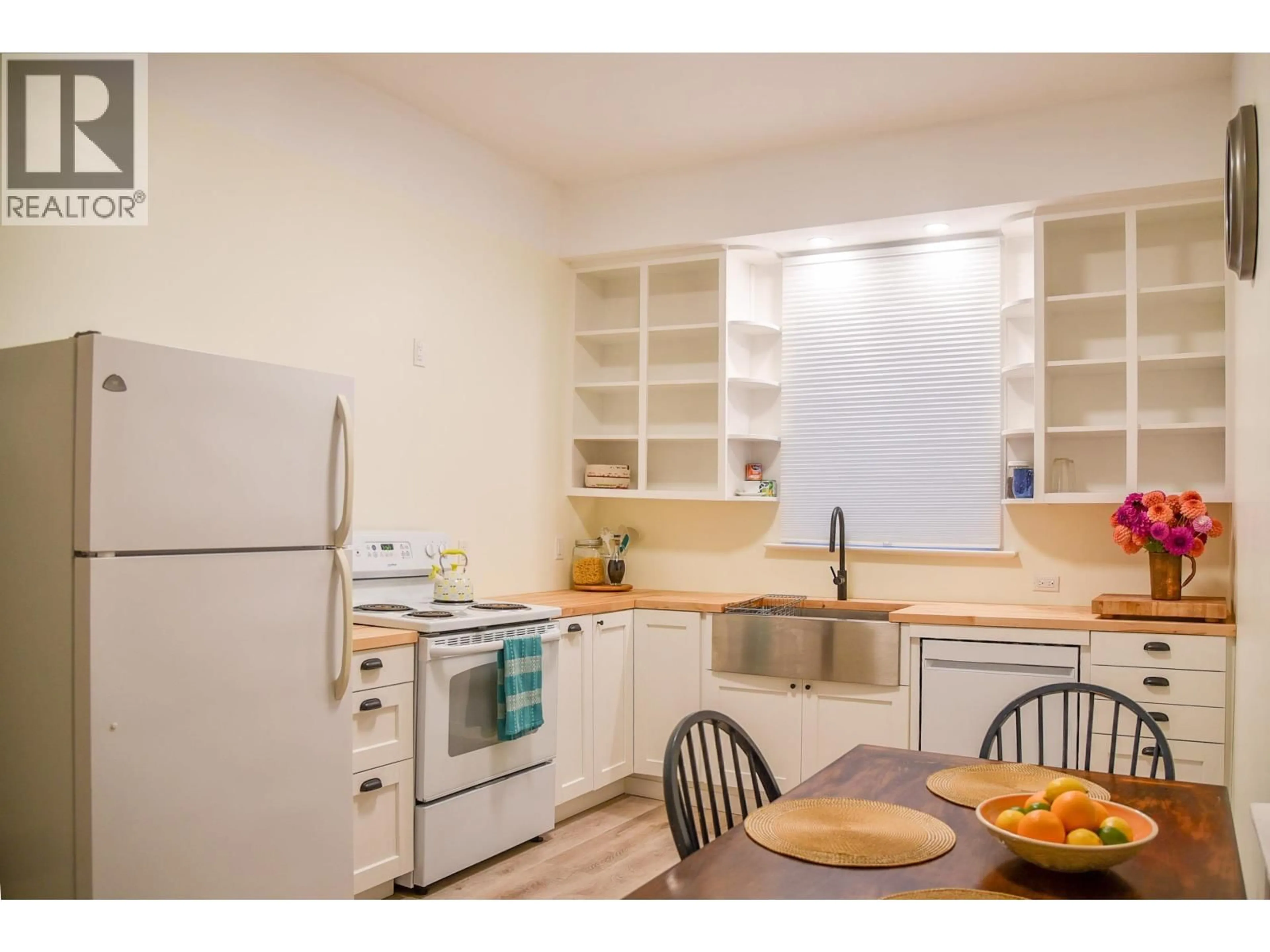 Standard kitchen, unknown for 4434 GREIG AVENUE, Terrace British Columbia V8G1M3