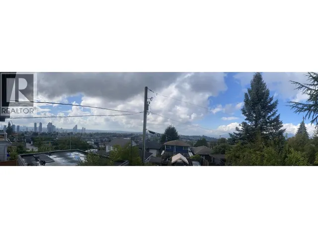 4990 EMPIRE DRIVE, Burnaby 2