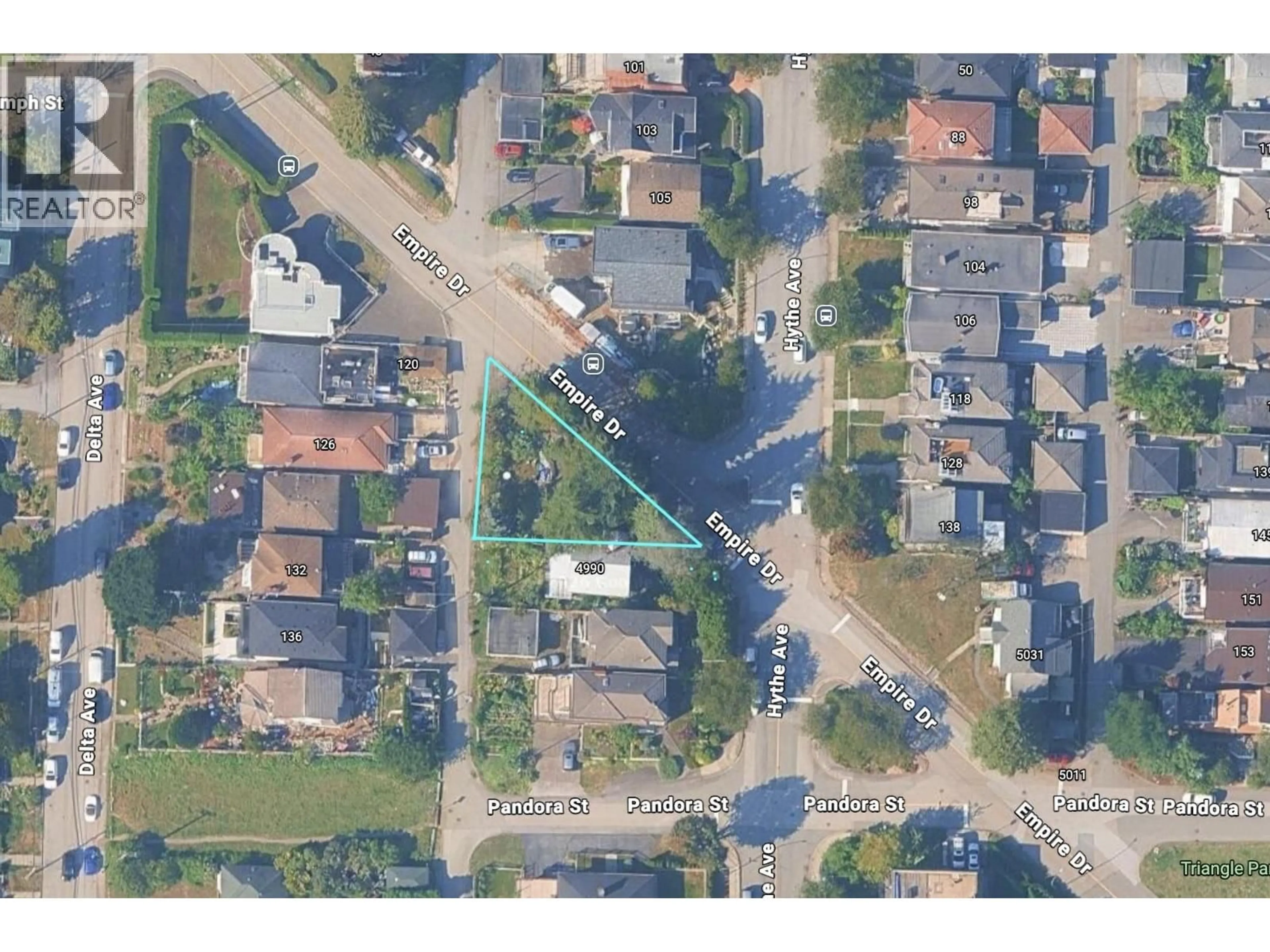 A pic from outside/outdoor area/front of a property/back of a property/a pic from drone, street for 4990 EMPIRE DRIVE, Burnaby British Columbia V5B1M6