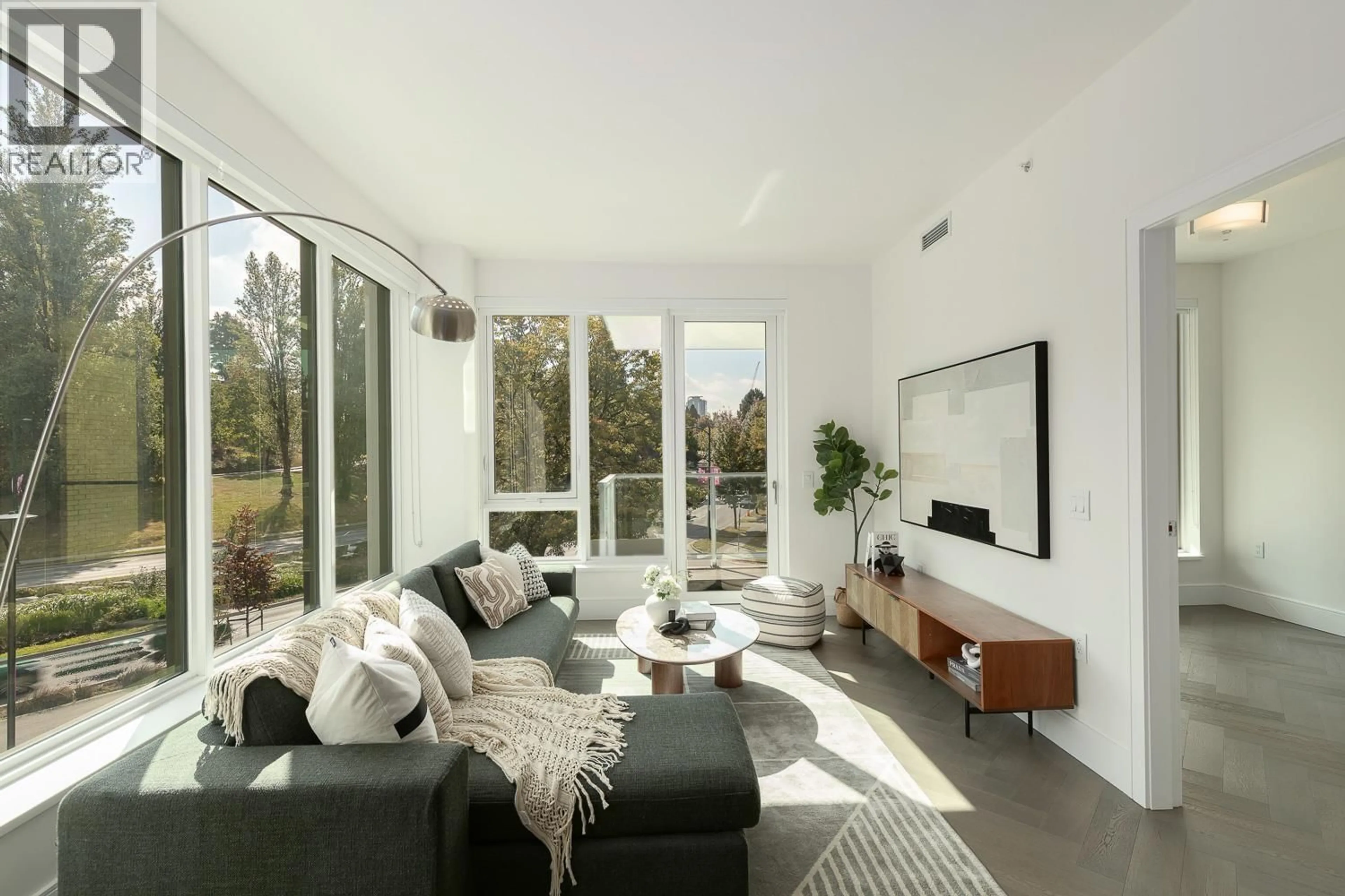 Living room with furniture, unknown for 307 - 4685 CAMBIE STREET, Vancouver British Columbia V5Z0J7