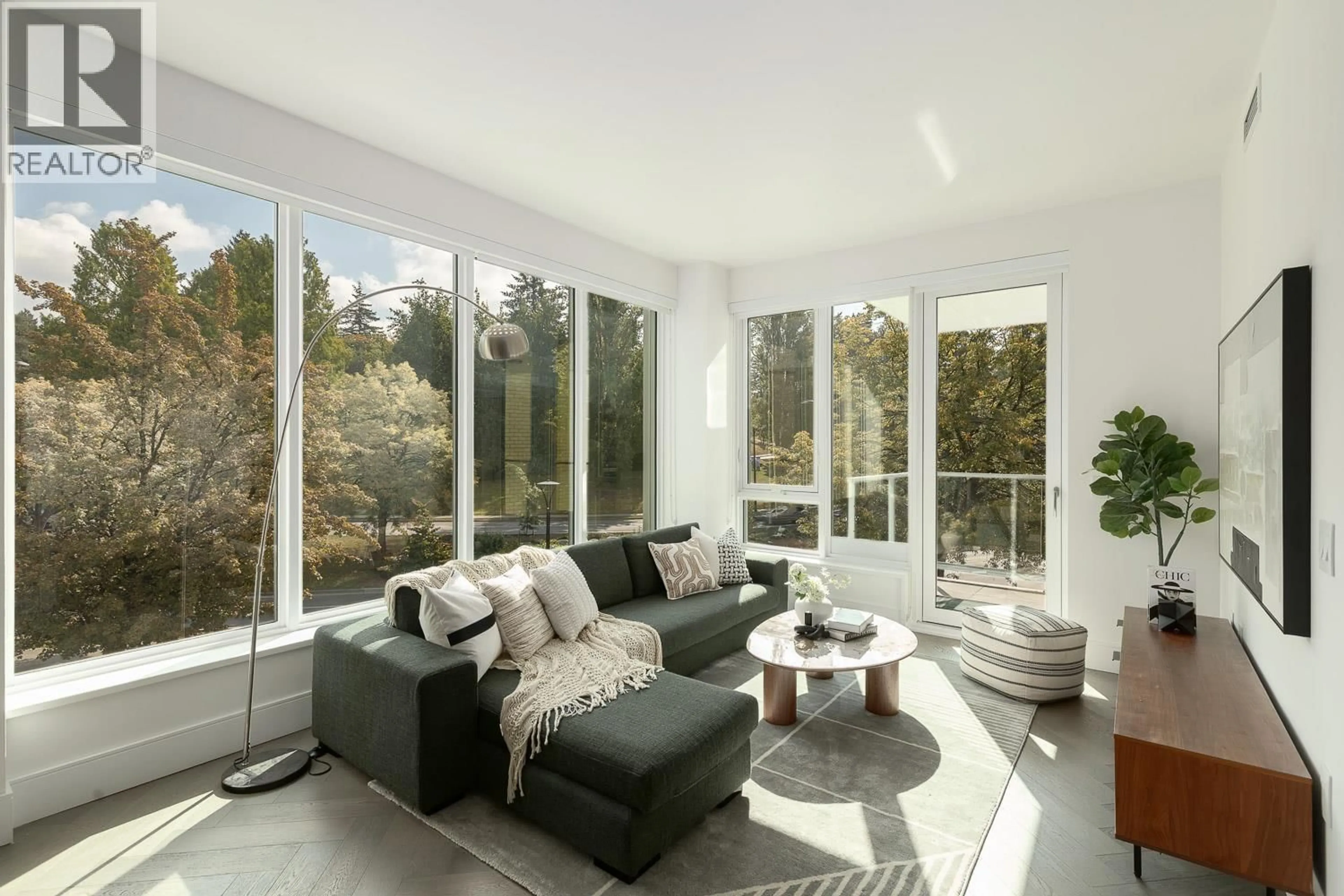 Living room with furniture, unknown for 307 - 4685 CAMBIE STREET, Vancouver British Columbia V5Z0J7