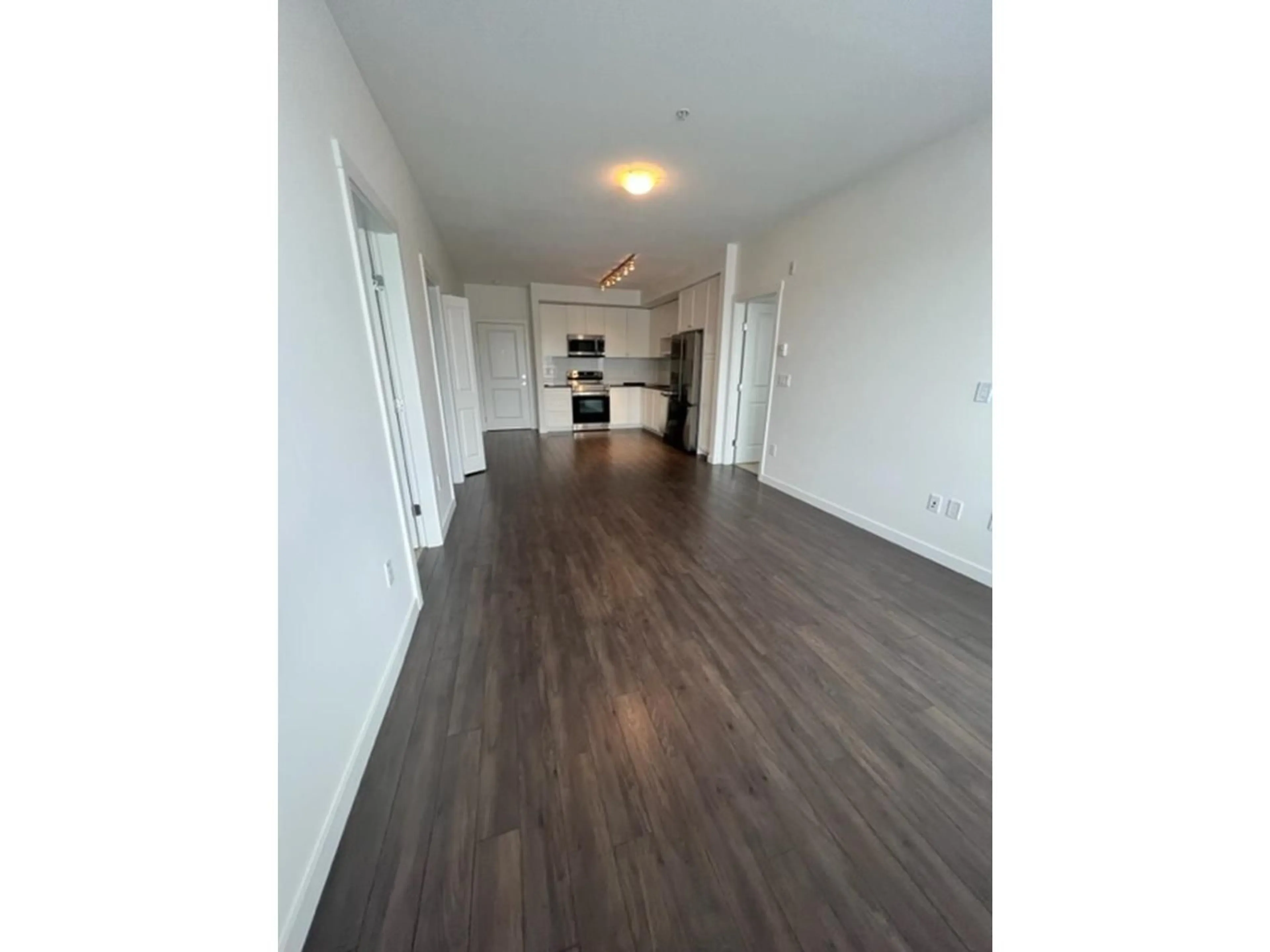 A pic of a room for 202 - 15815 85 AVENUE, Surrey British Columbia V4N6X5