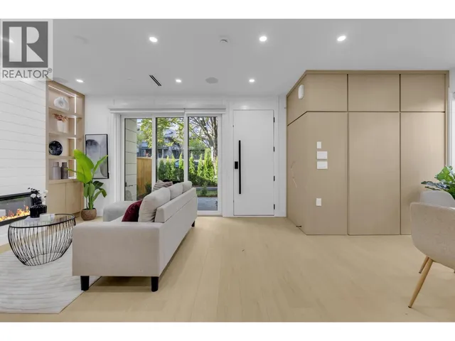 1 - 2888 6TH AVENUE, Vancouver 2