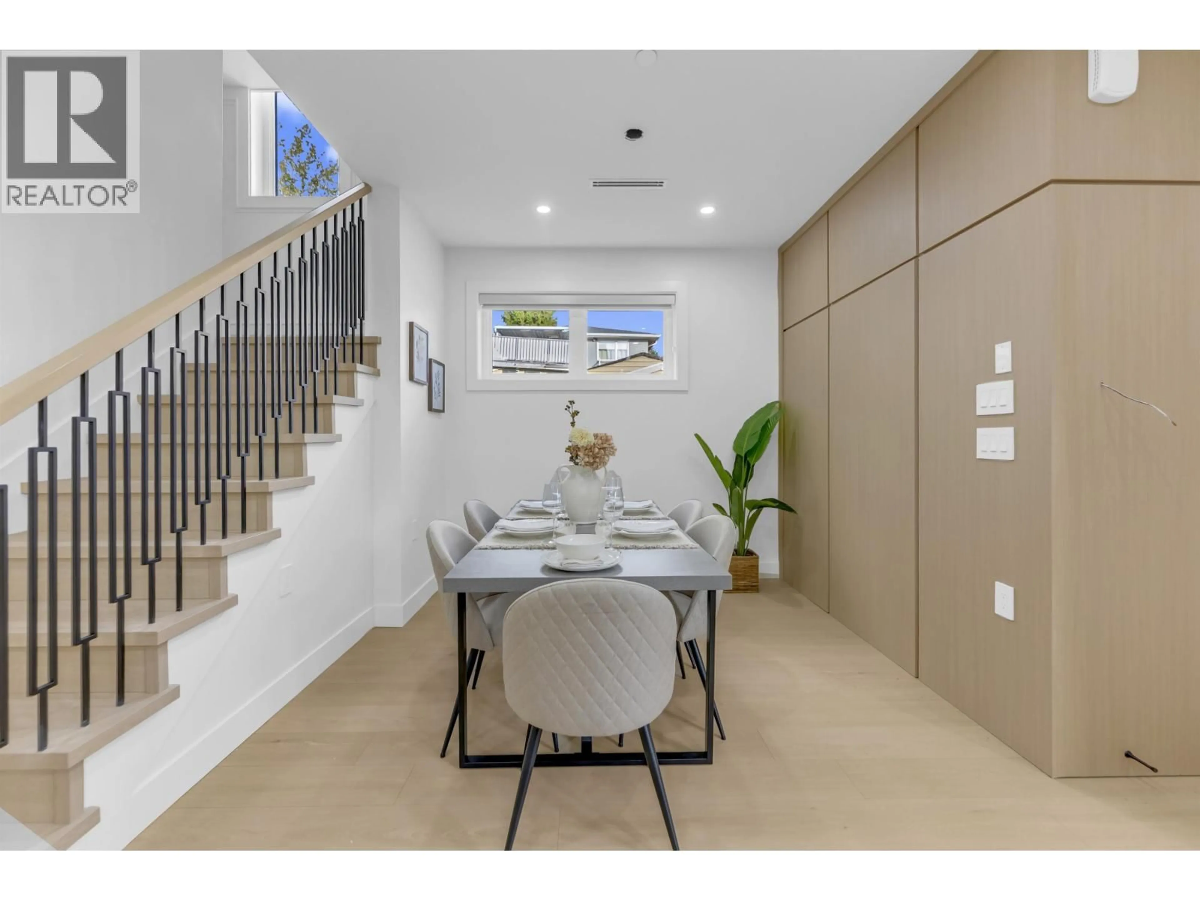 Unknown for 2 - 2888 6TH AVENUE, Vancouver British Columbia V5M1R8