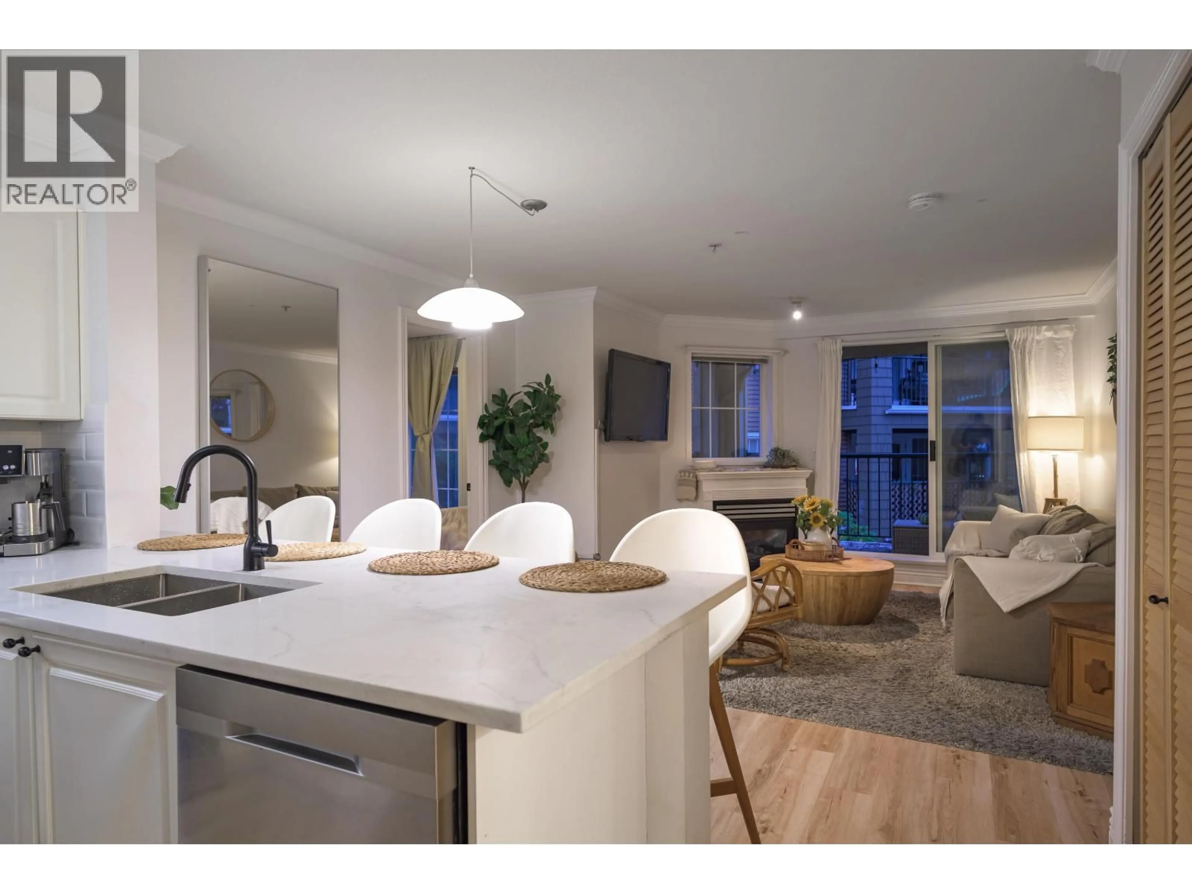 Open concept kitchen, unknown for 205 - 1363 56 STREET, Delta British Columbia V4L2P7