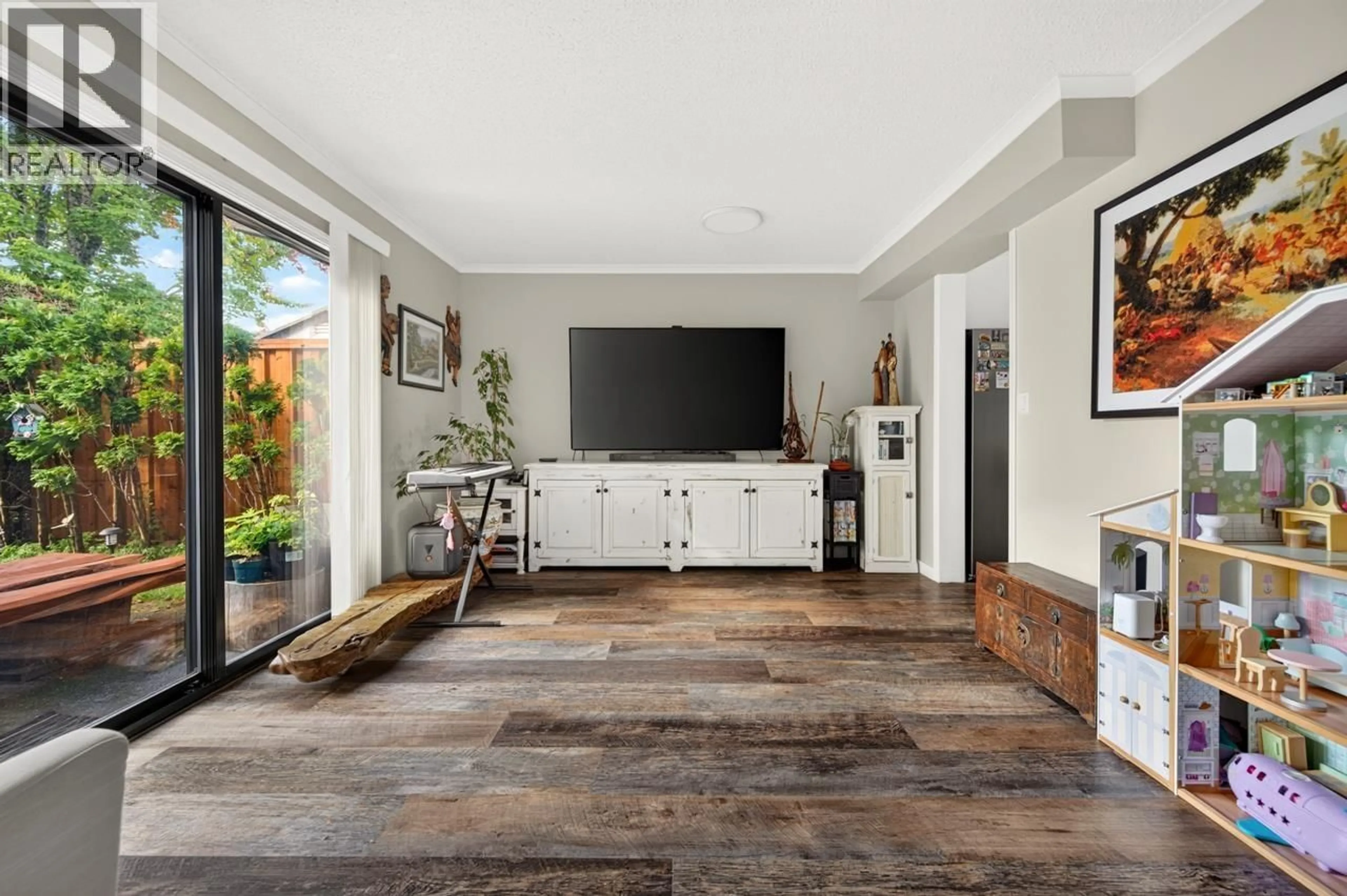 Indoor entryway for 16 - 9080 PARKSVILLE DRIVE, Richmond British Columbia V7E4N9