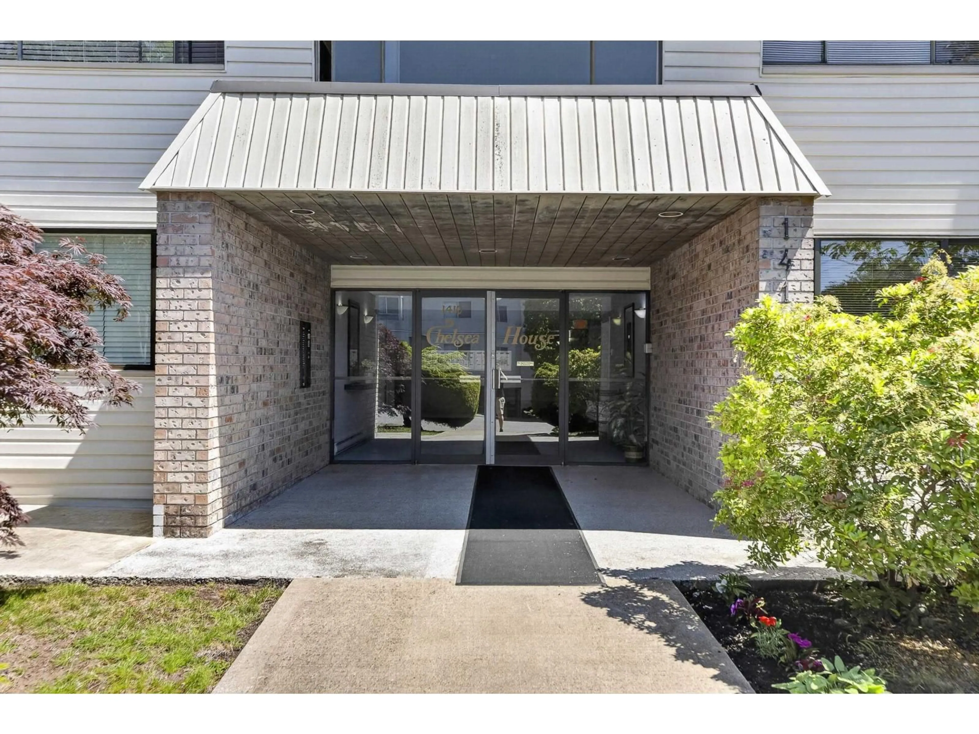 Unknown for 203 - 1410 BLACKWOOD STREET, White Rock British Columbia V4B3V4