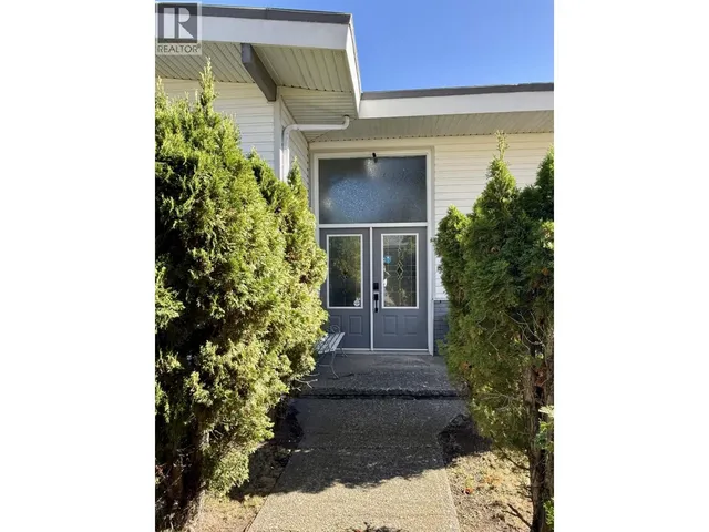 1746 IRWIN STREET, Prince George 4