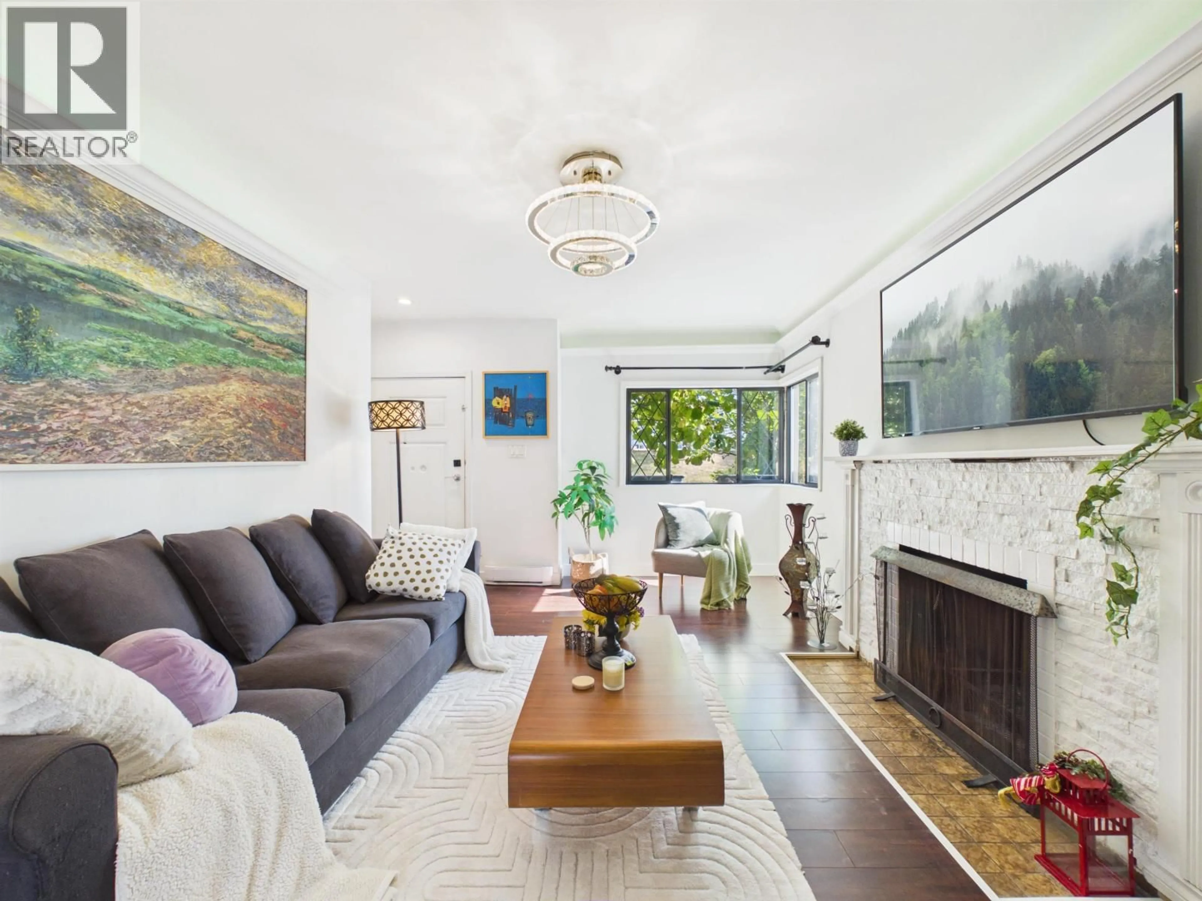 Living room with furniture, unknown for 4605 RUPERT STREET, Vancouver British Columbia V5R2J4