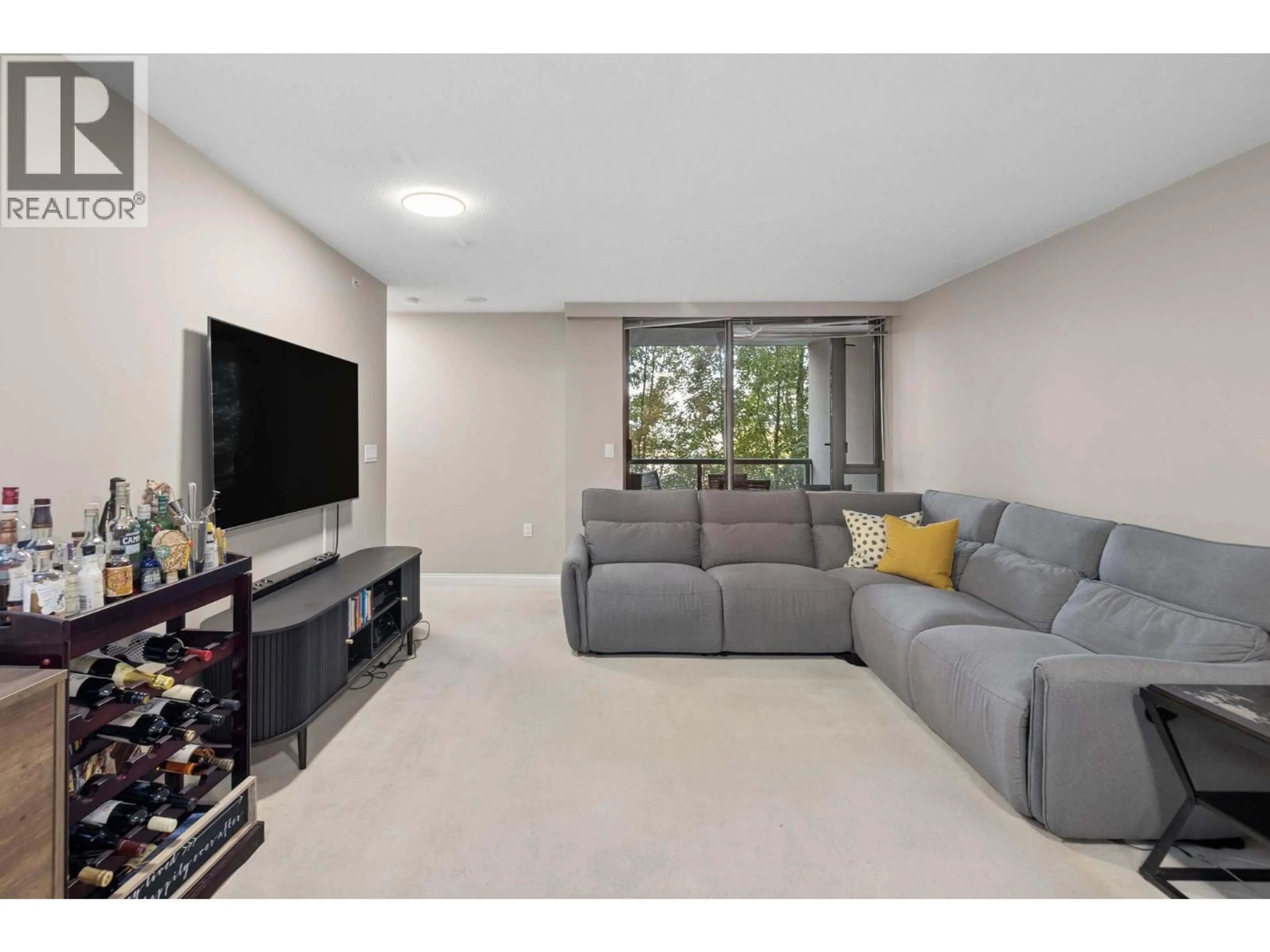 Living room with furniture, unknown for 707 - 7380 ELMBRIDGE WAY, Richmond British Columbia V6X4A1