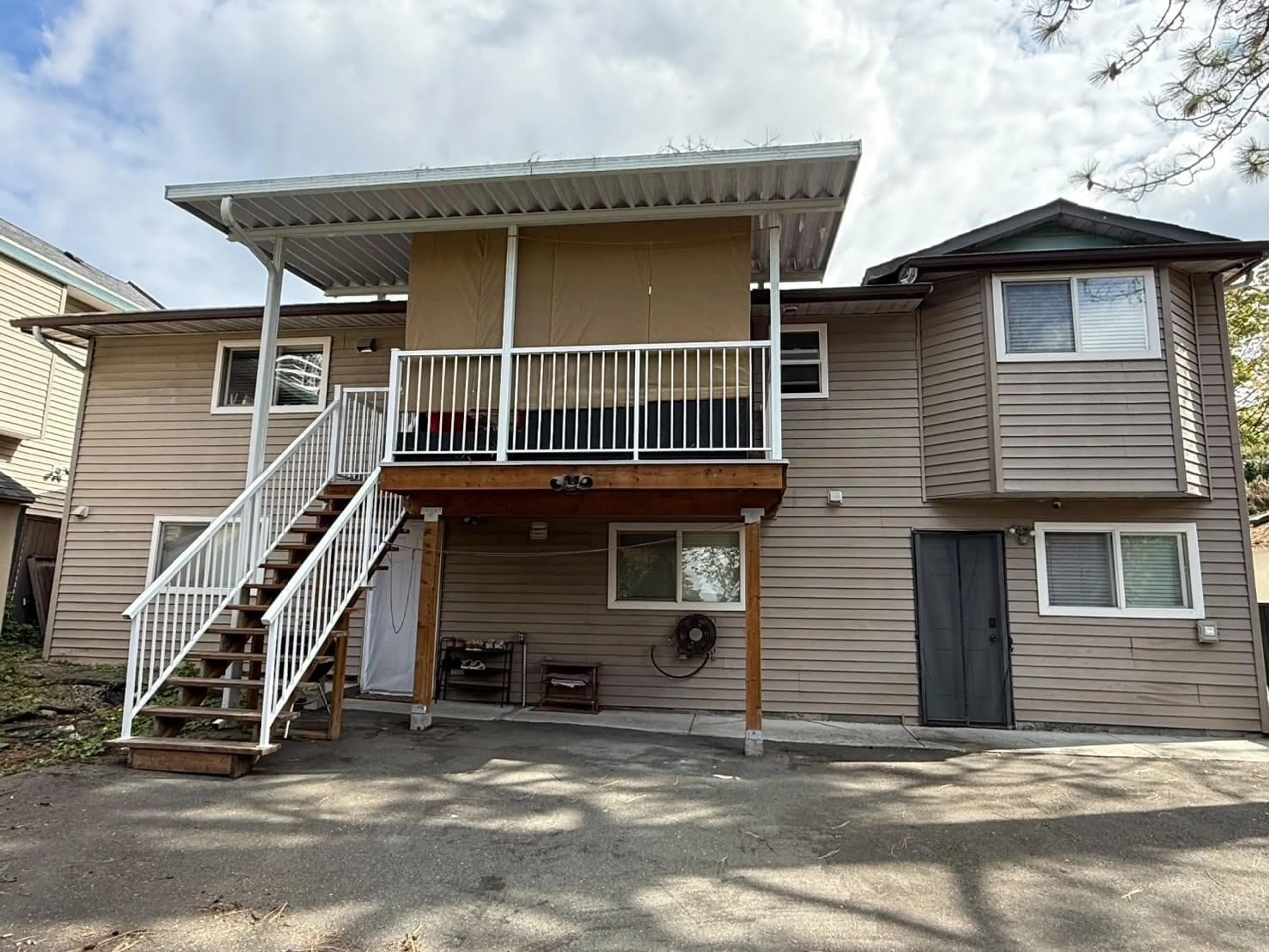 Unknown for 10663 138 STREET, Surrey British Columbia V3T4K7