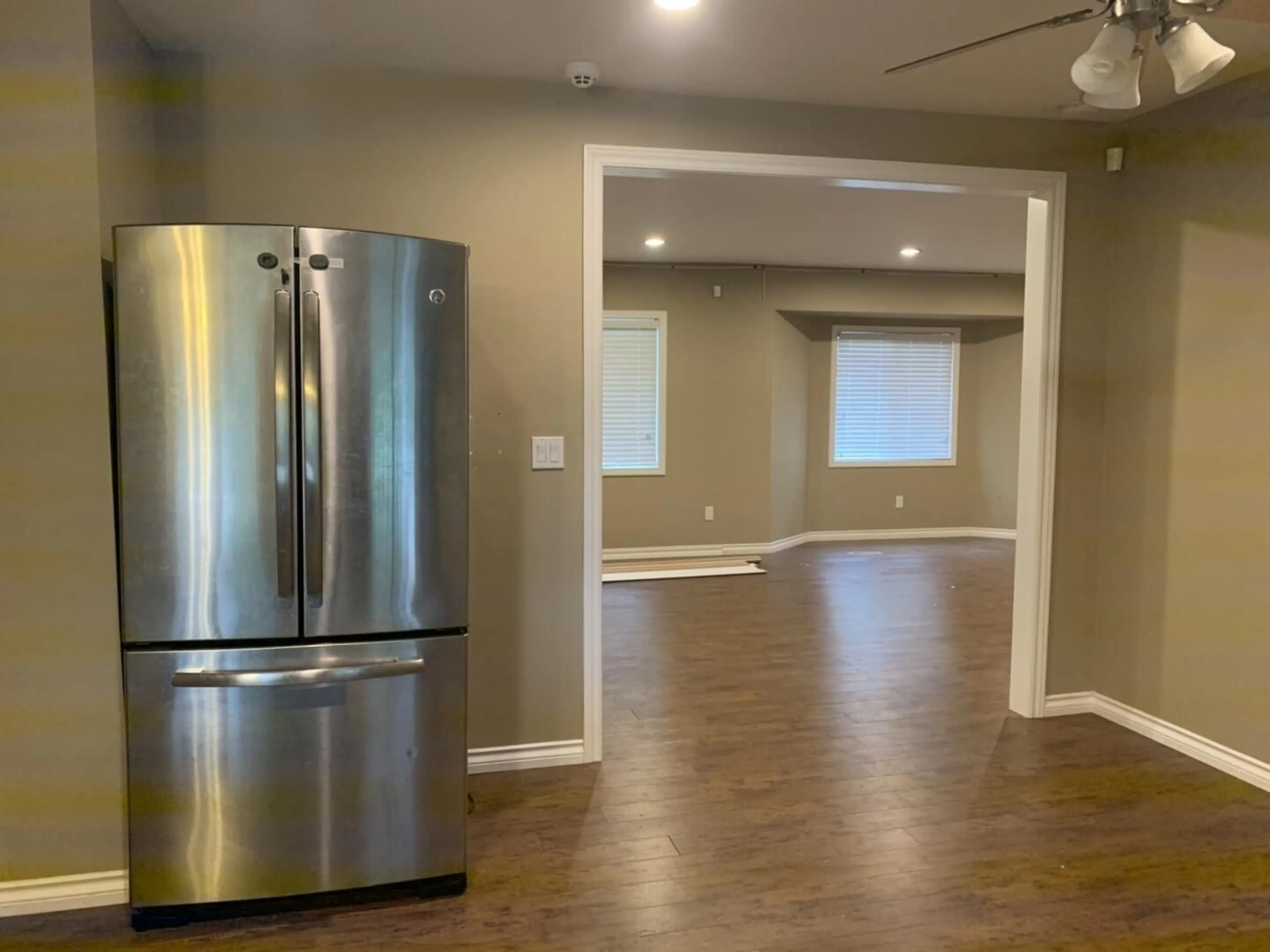 Open concept kitchen, unknown for 10663 138 STREET, Surrey British Columbia V3T4K7