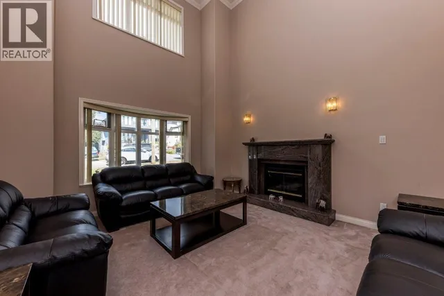 449 16TH STREET, North Vancouver 5