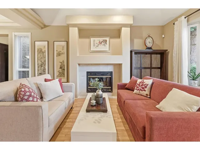 3528 CANTERBURY DRIVE, Surrey 5