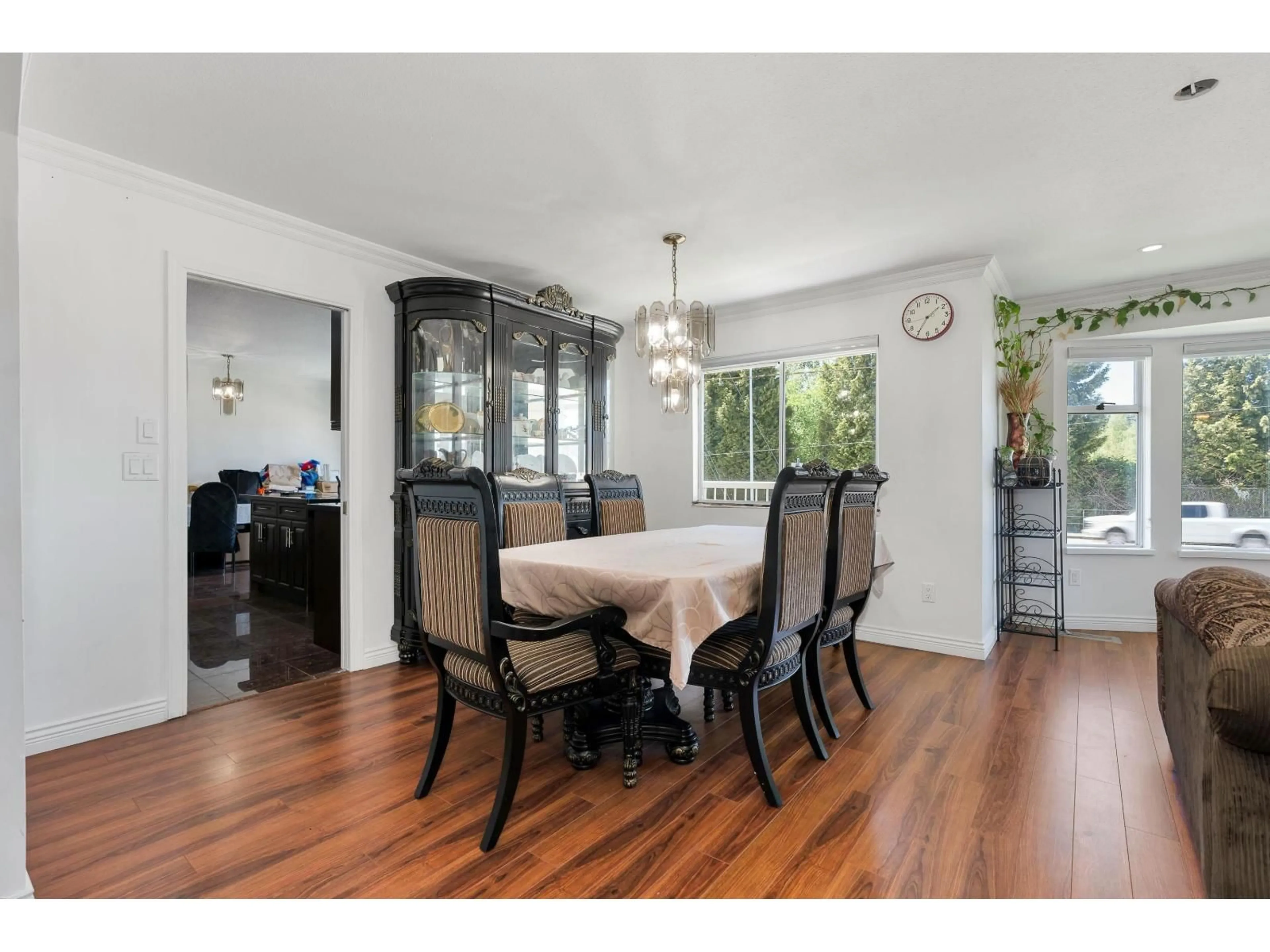 Dining room, wood/laminate floor for 8724 128 STREET, Surrey British Columbia V3W4G6