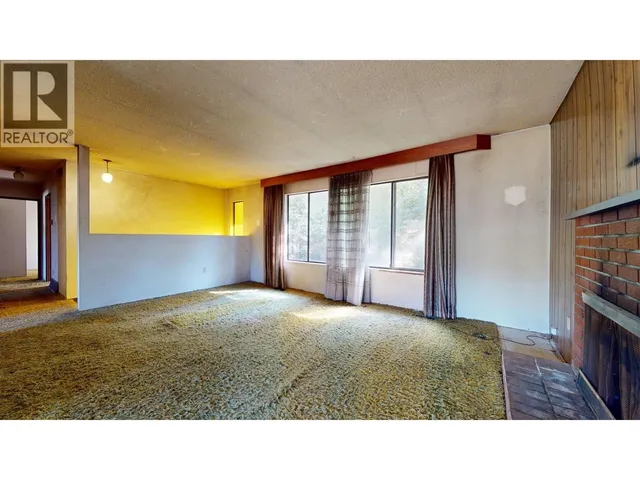 38347 GUILFORD DRIVE, Squamish 3