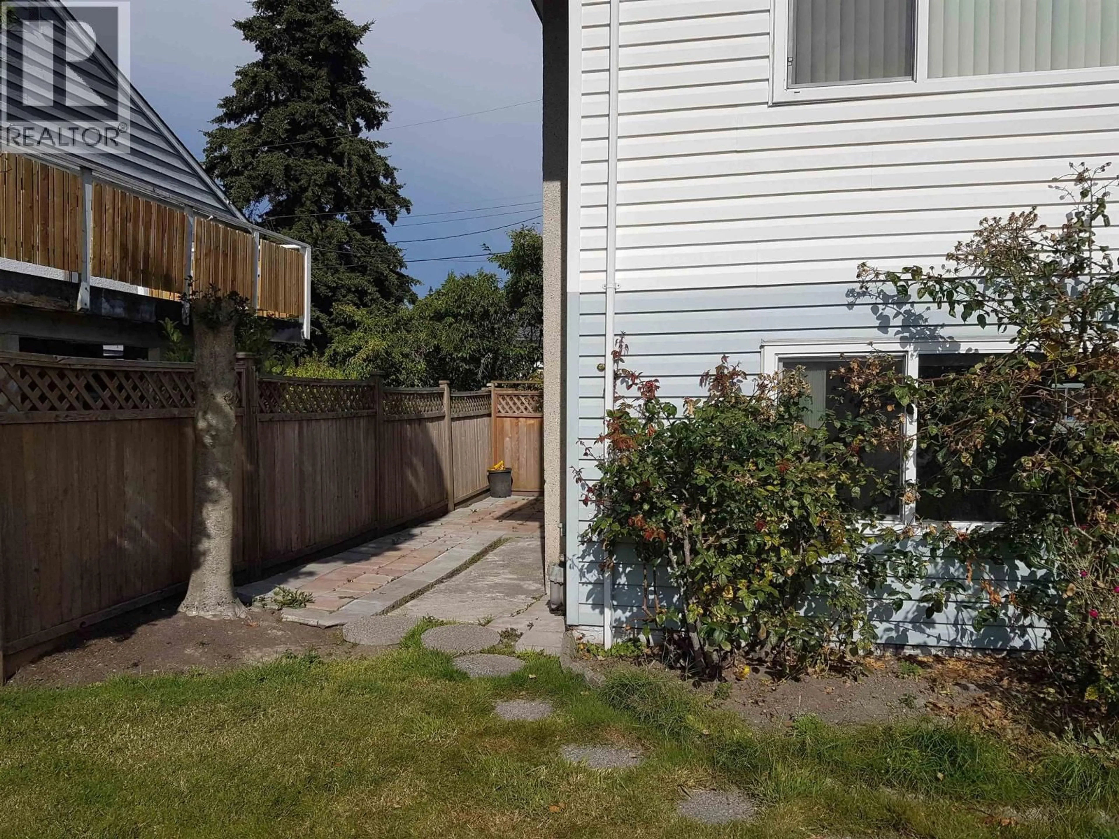 Patio, street for 10120 AINTREE CRESCENT, Richmond British Columbia V7A3T8