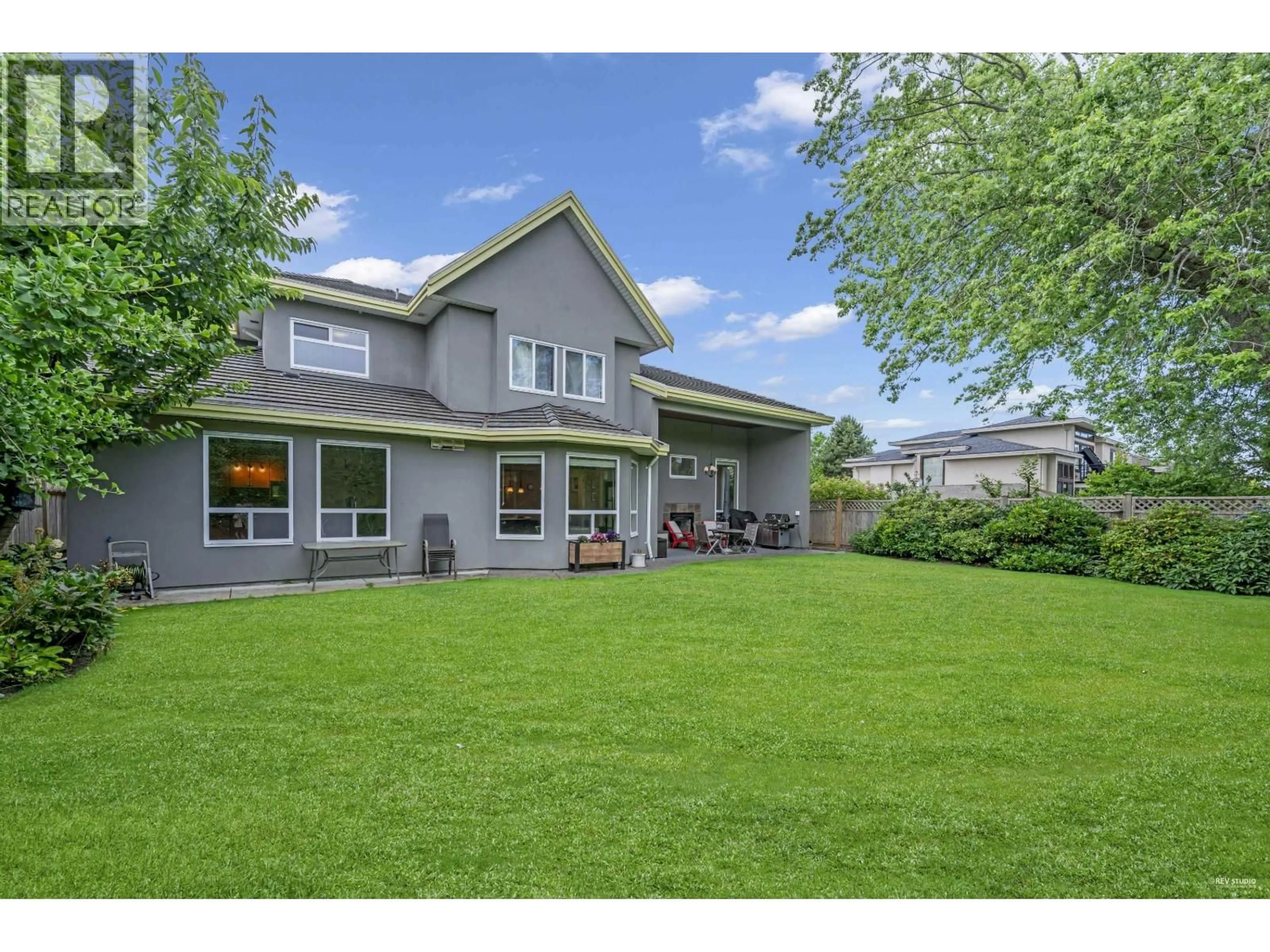 Home with vinyl exterior material, unknown for 4931 PENDLEBURY ROAD, Richmond British Columbia V7E1E9