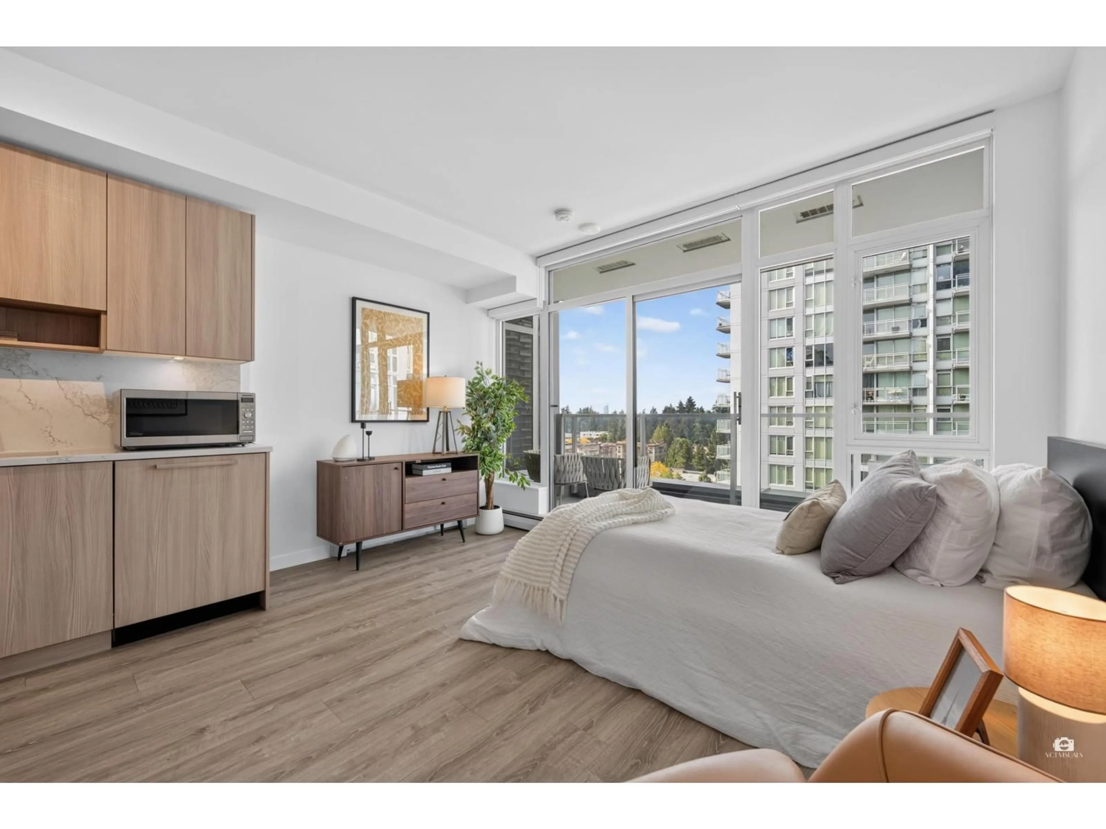 A pic of a room for 1115 - 13350 CENTRAL AVENUE, Surrey British Columbia V3T0S1